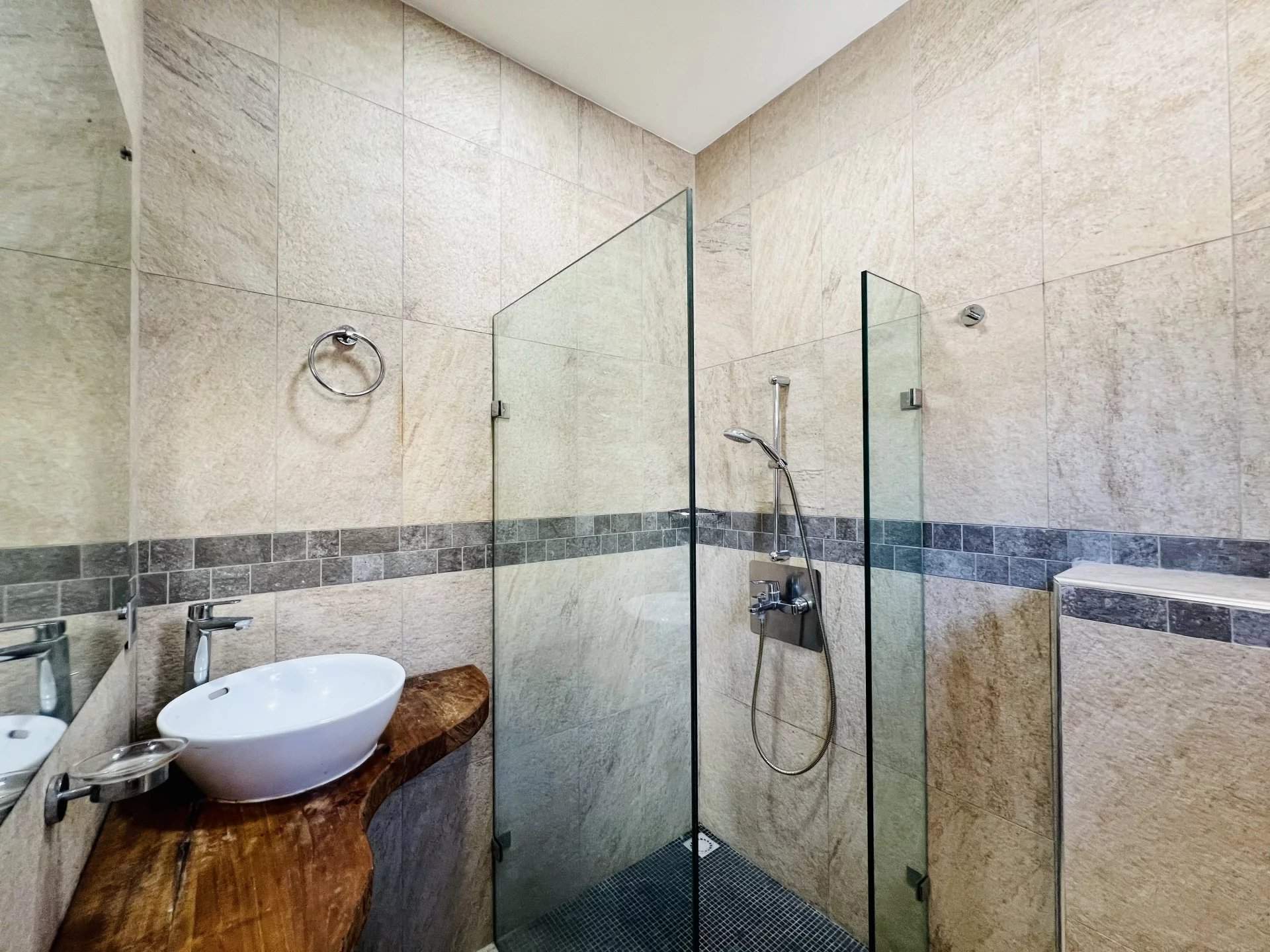 Grand Baie  - Villa 6 Pi&egrave;ces 6 Chambres - picture 11