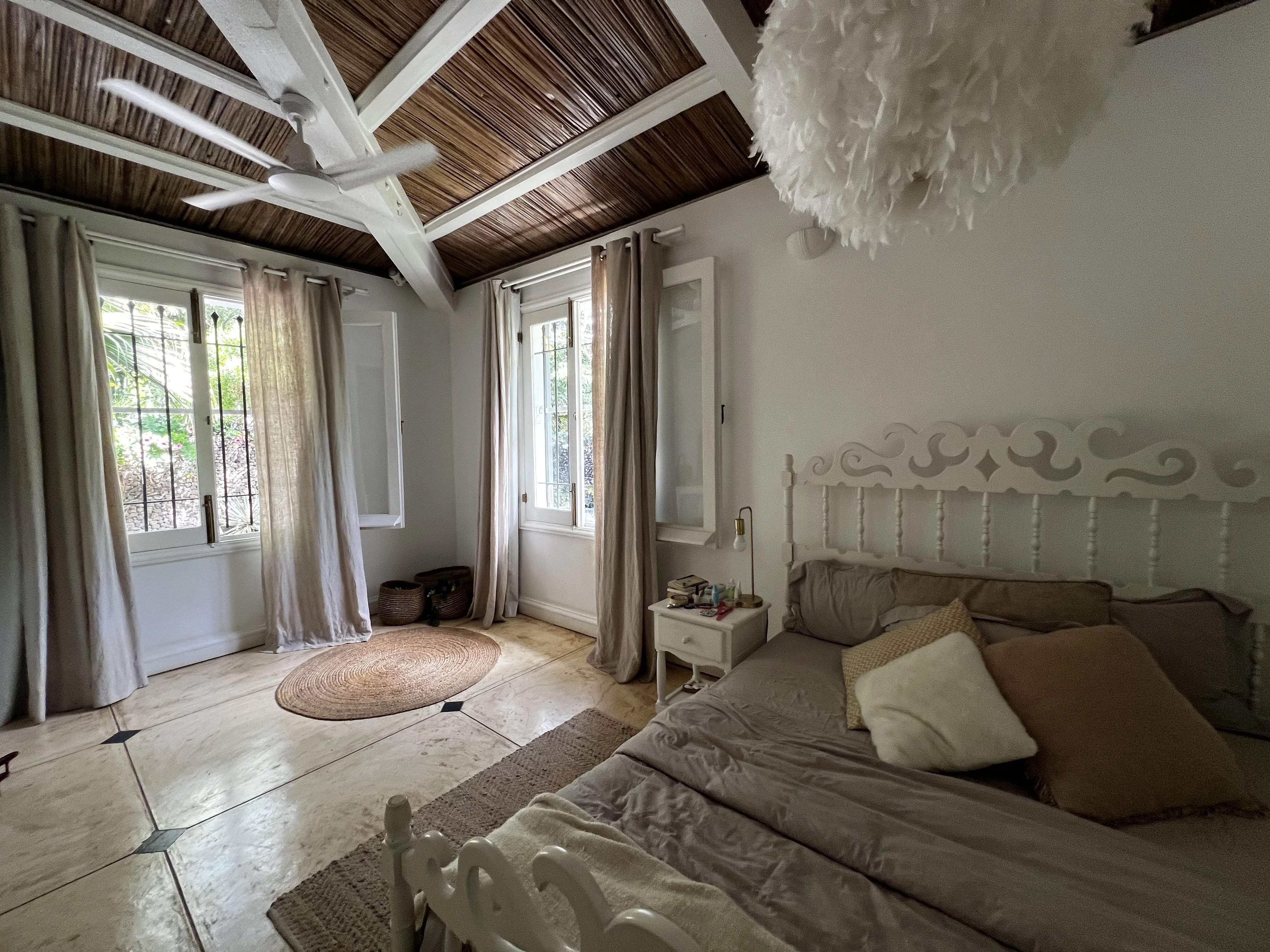 Saint-Antoine  - Villa 5 Pi&egrave;ces 4 Chambres - picture 10