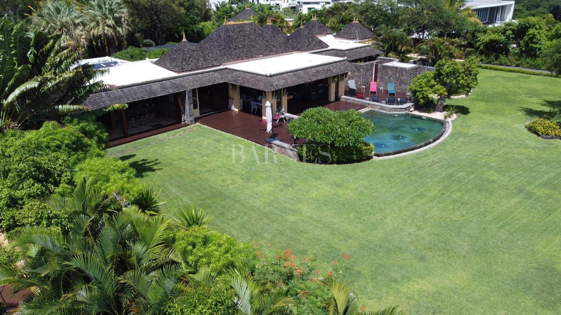 Tamarin  - Villa 4 Bedrooms - picture 1