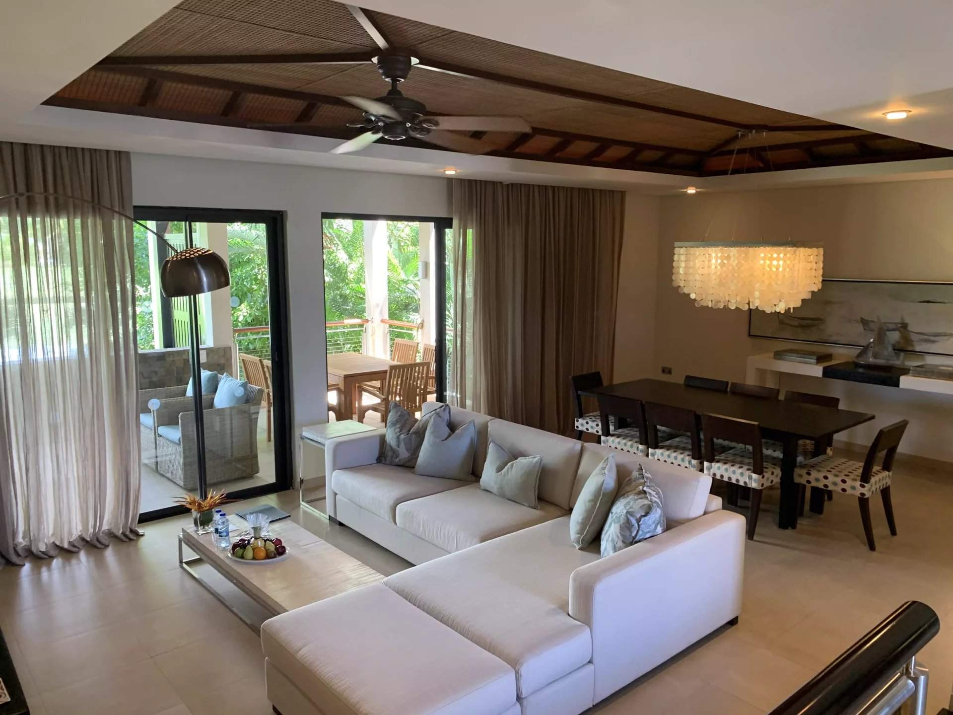 Beau Champ  - Apartment 3 Bedrooms - picture 1