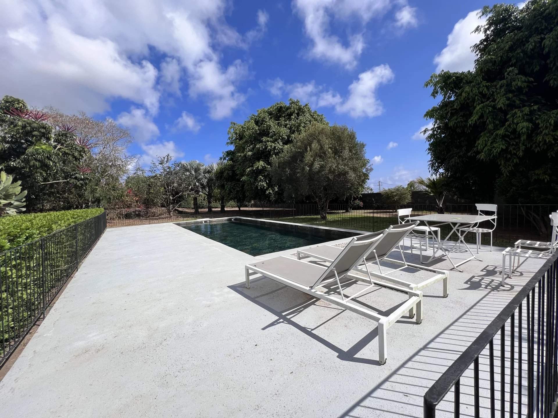 Petit Raffray  - Propriété 6 Pi&egrave;ces 4 Chambres - picture 4