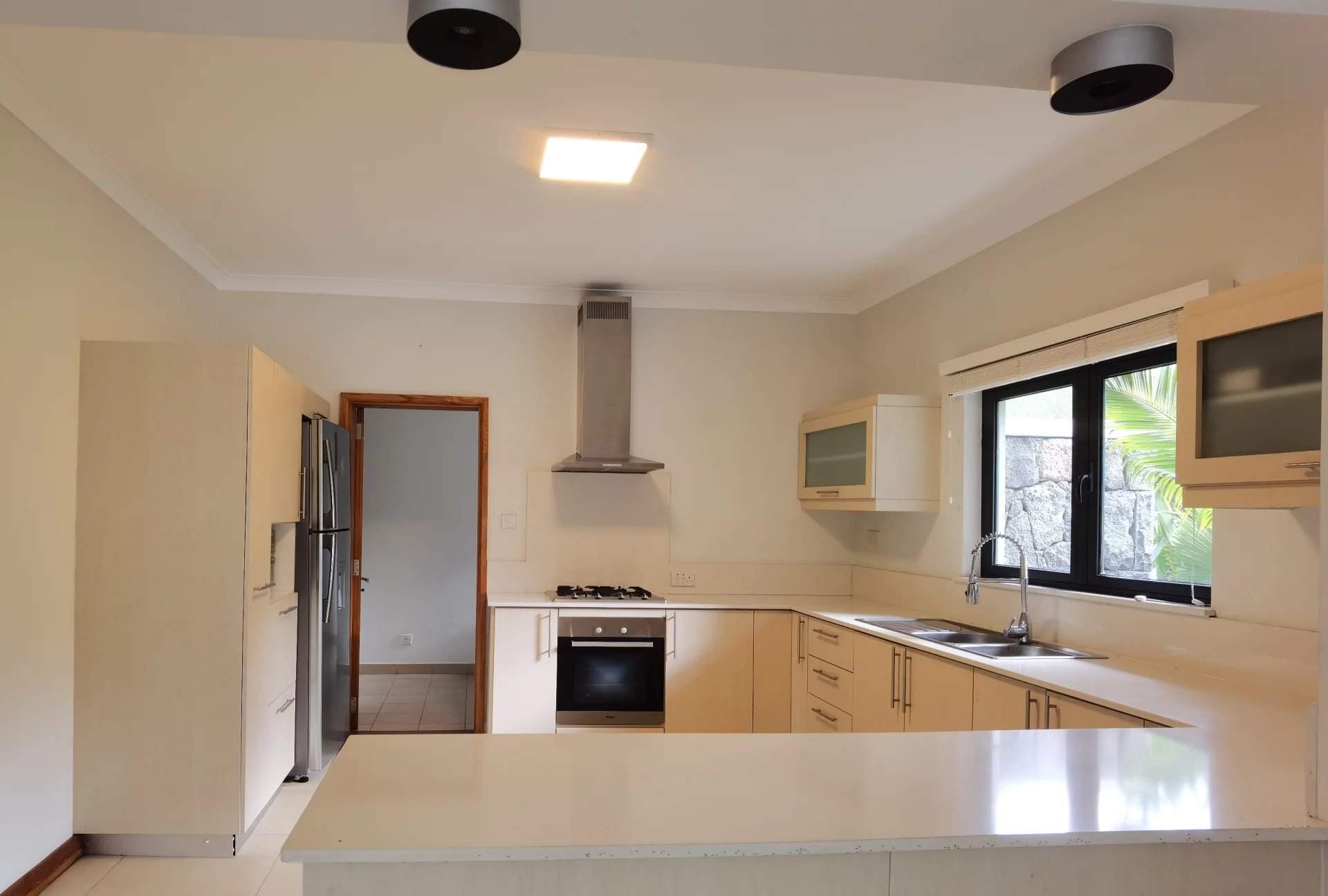 Rivière Noire  - Villa 4 Bedrooms - picture 8