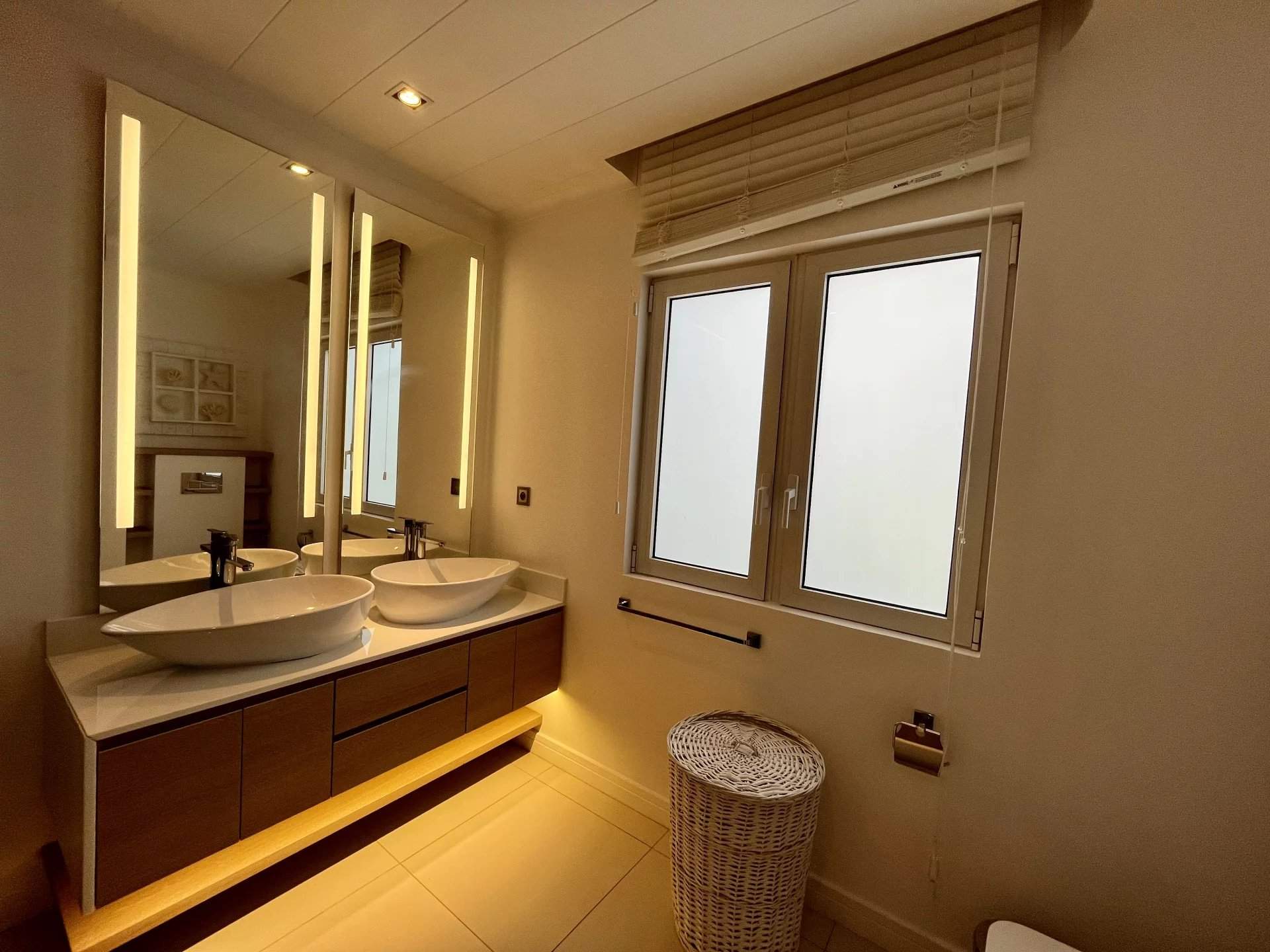 Grand Baie  - Villa 3 Pi&egrave;ces 2 Chambres - picture 9