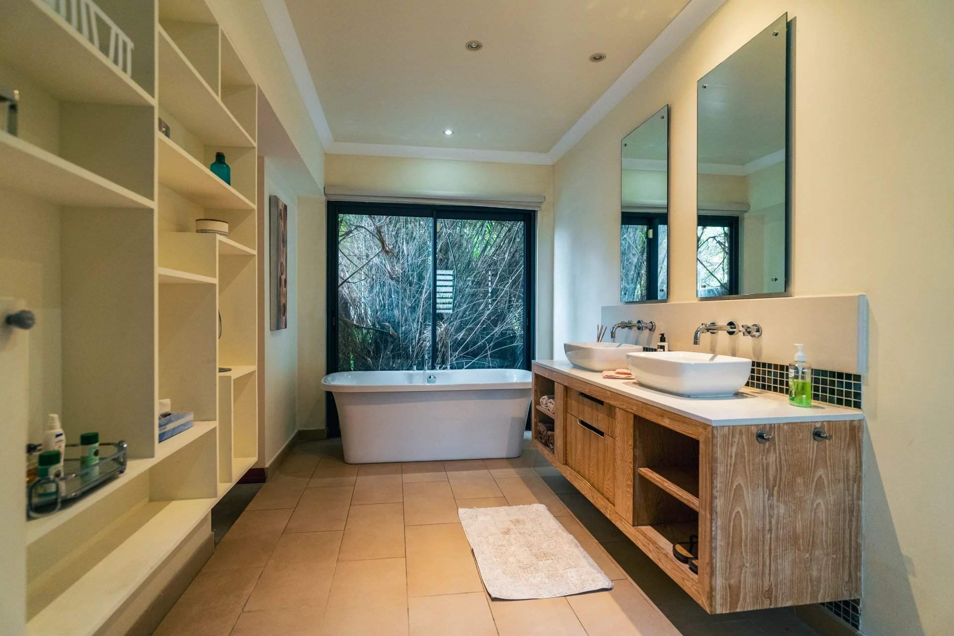 Rivière Noire  - Villa 13 Pi&egrave;ces 4 Chambres - picture 10