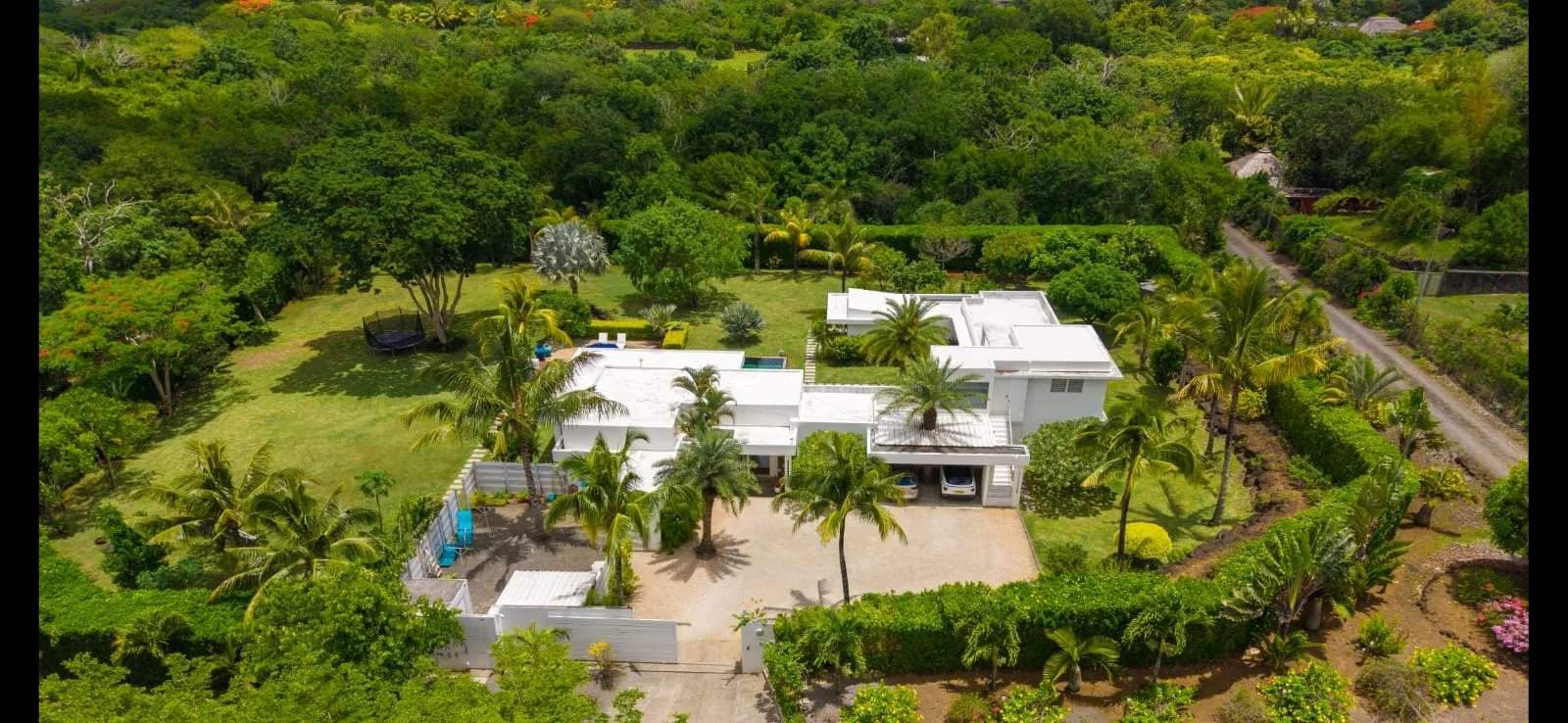 Petit Raffray  - Finca 6 Cuartos 5 Habitaciones - picture 1