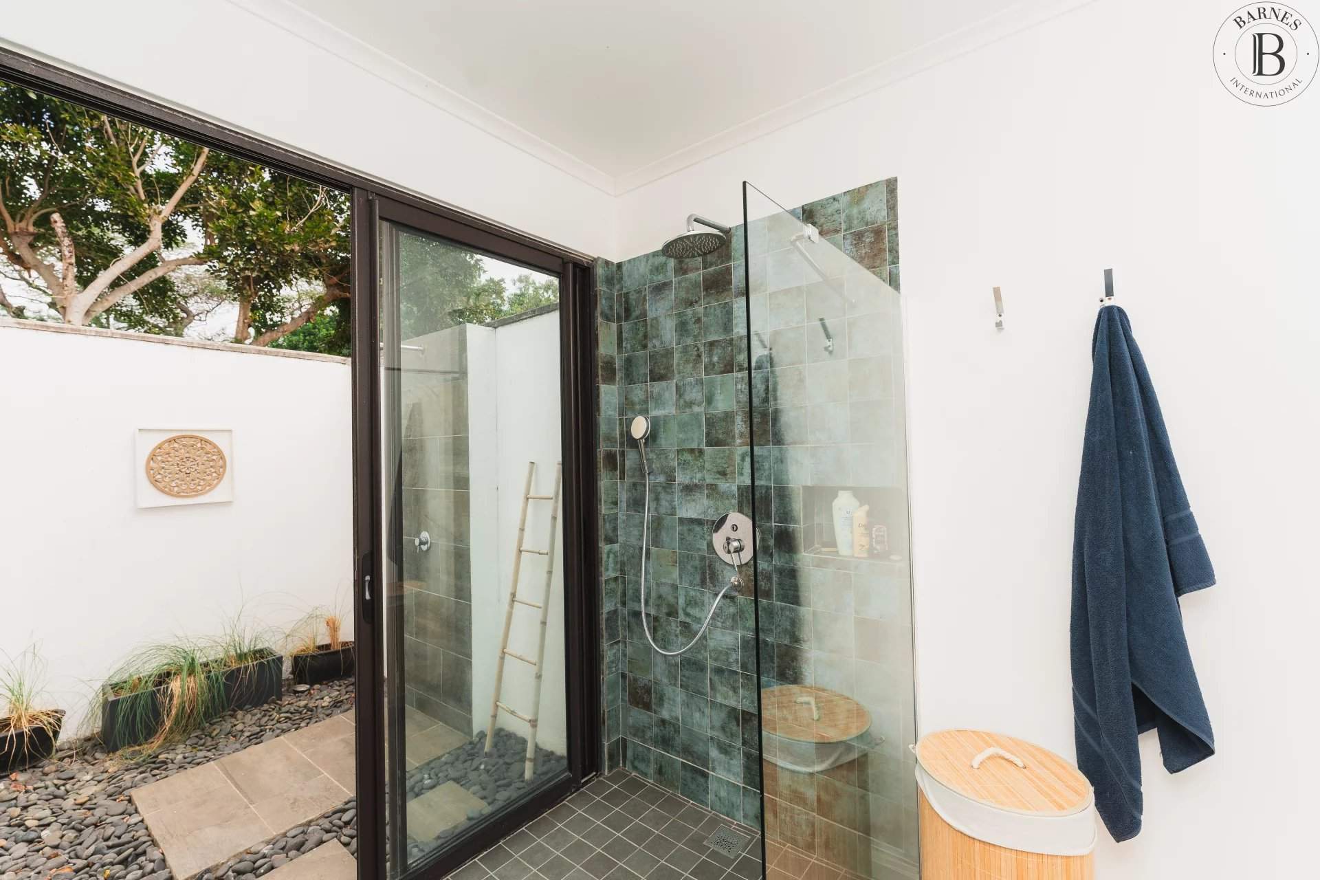 Tamarin  - Villa 5 Bedrooms - picture 12