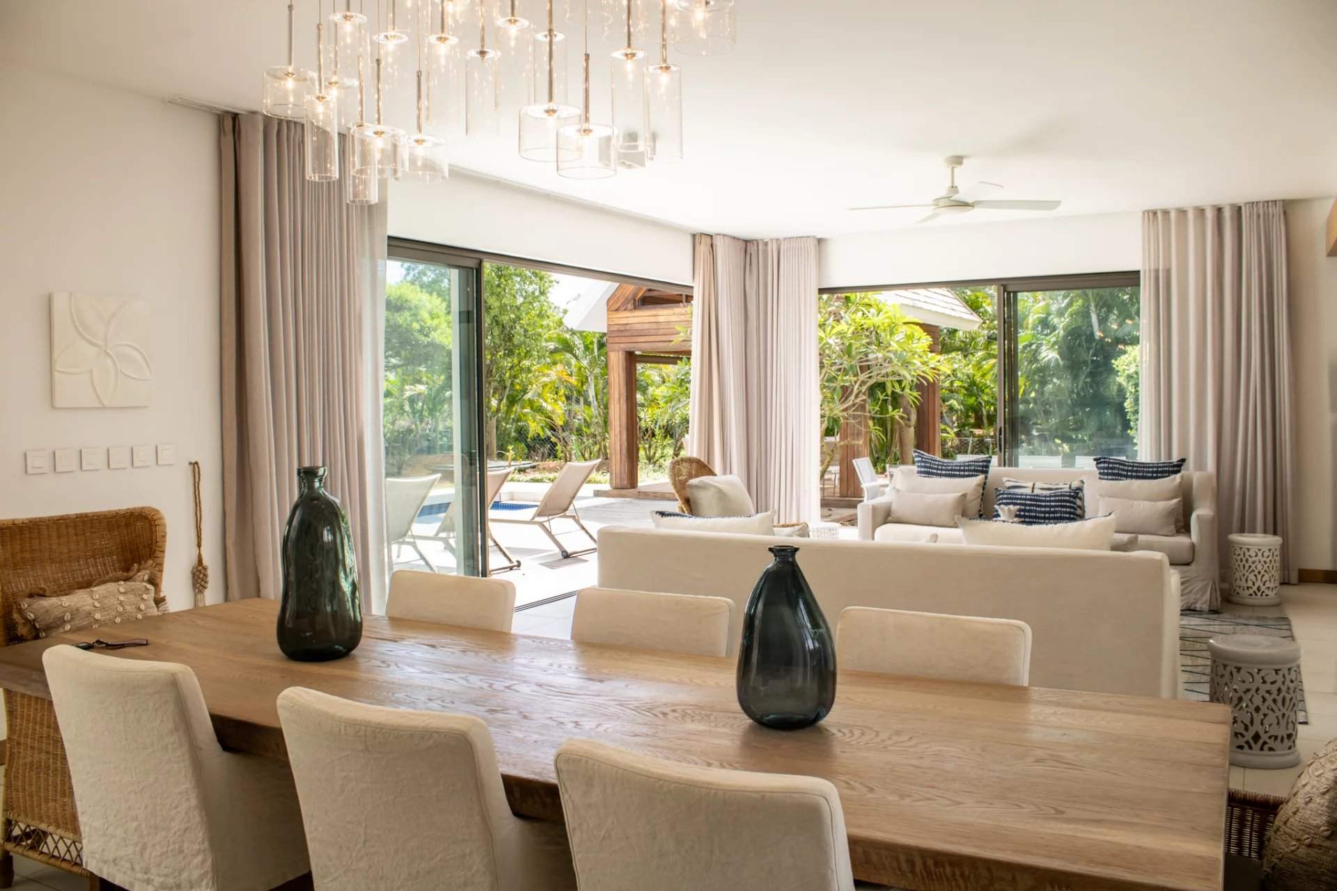 Grand Baie  - Villa 5 Pi&egrave;ces 4 Chambres - picture 3