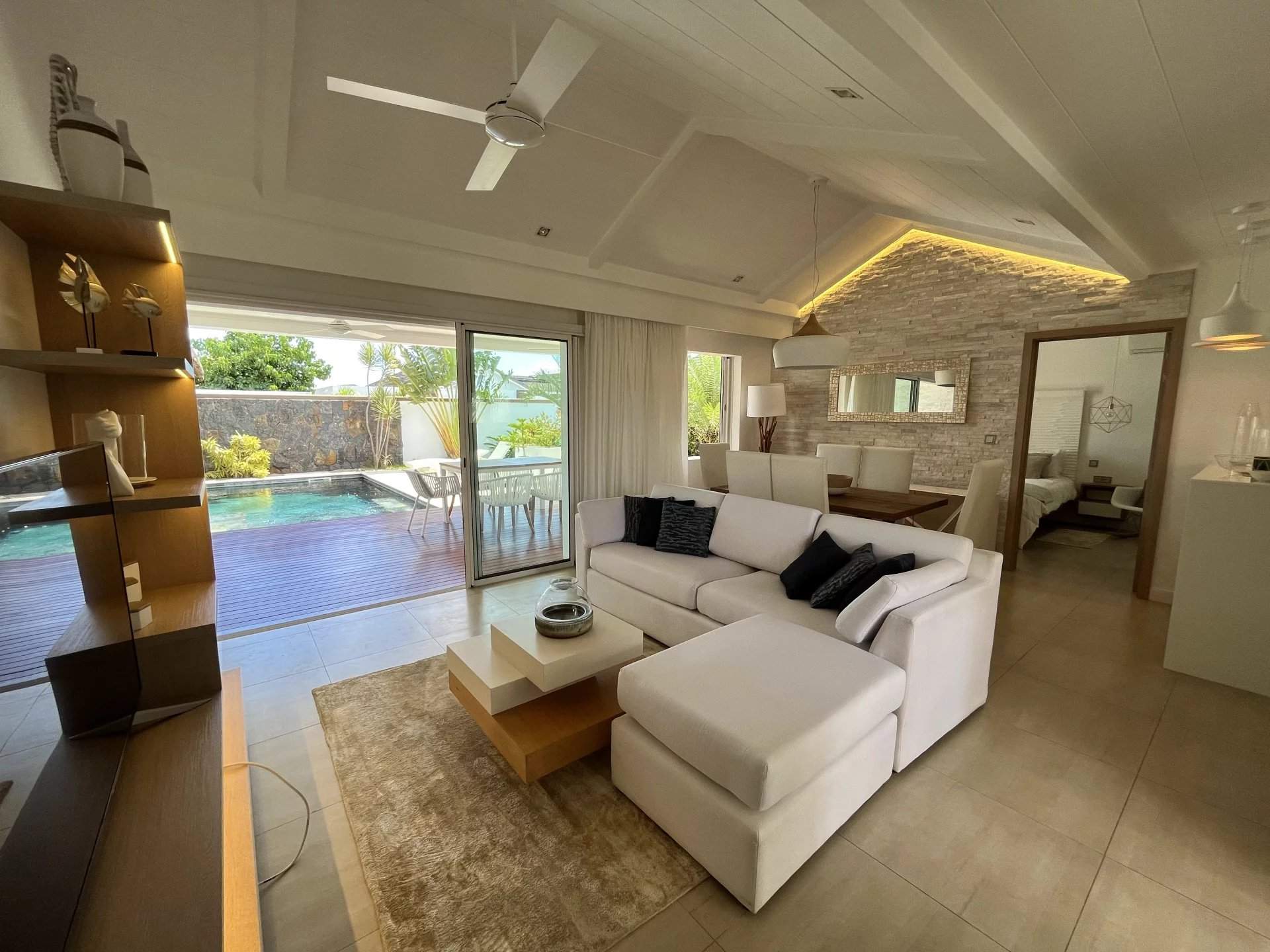 Grand Baie  - Villa 3 Pi&egrave;ces 2 Chambres - picture 7