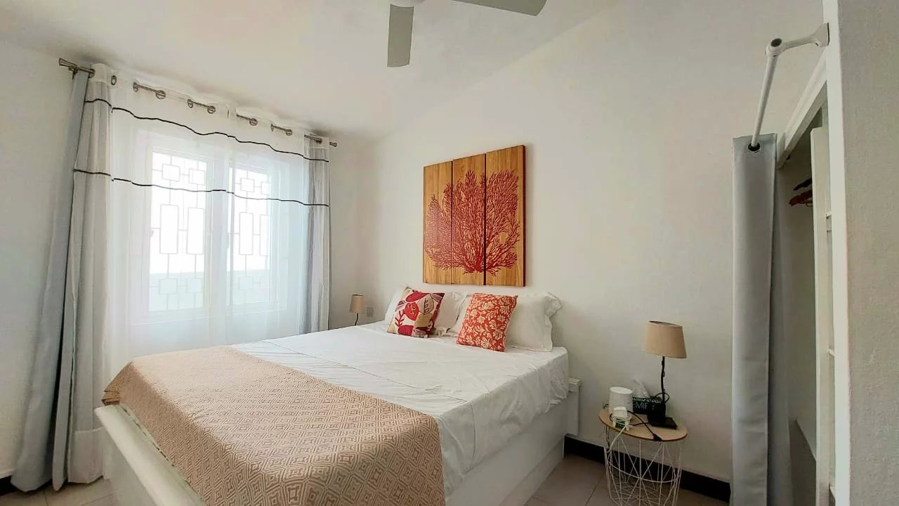 Grand Baie  - Maison 4 Pi&egrave;ces 3 Chambres - picture 8