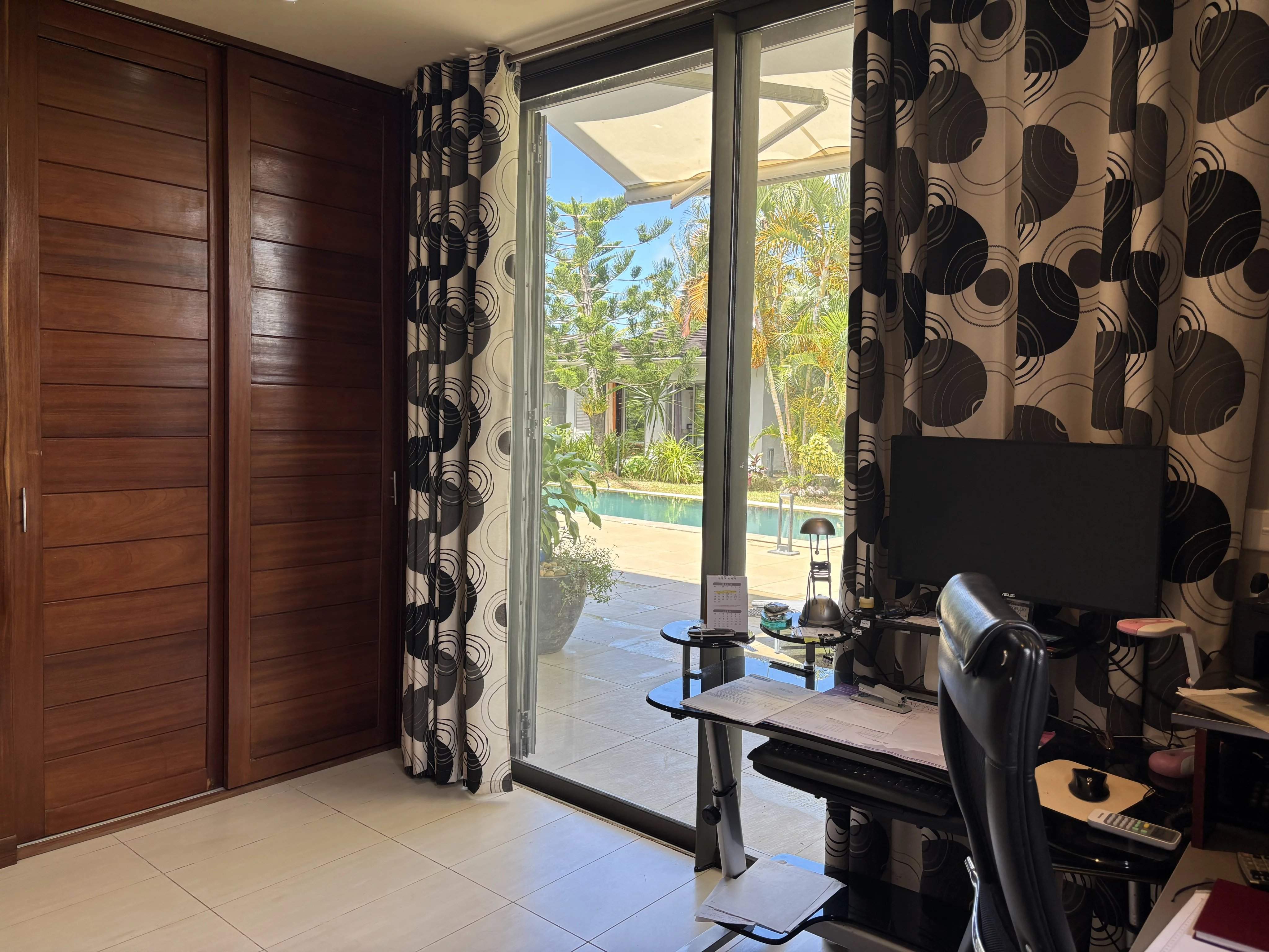 Vieux Grand Port  - Maison 7 Pi&egrave;ces 6 Chambres - picture 13