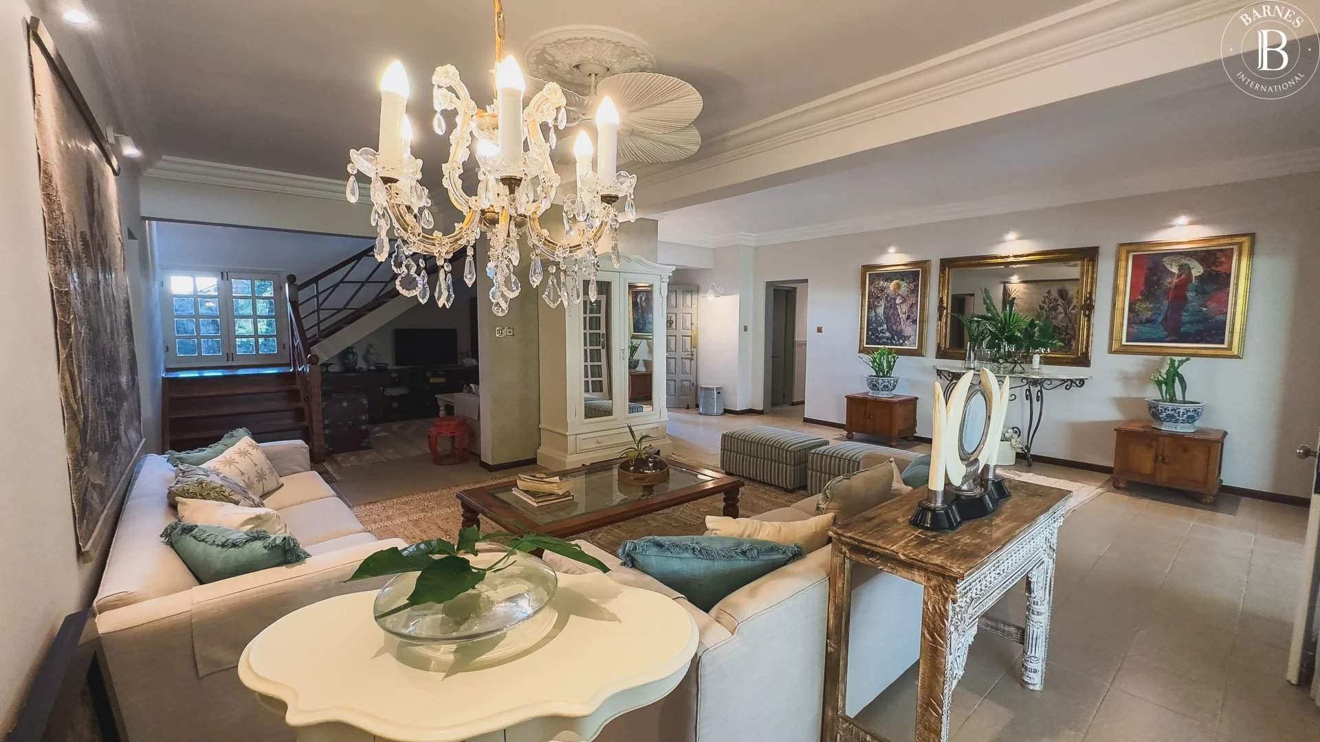 Grand Baie  - Villa 6 Pi&egrave;ces 5 Chambres - picture 2