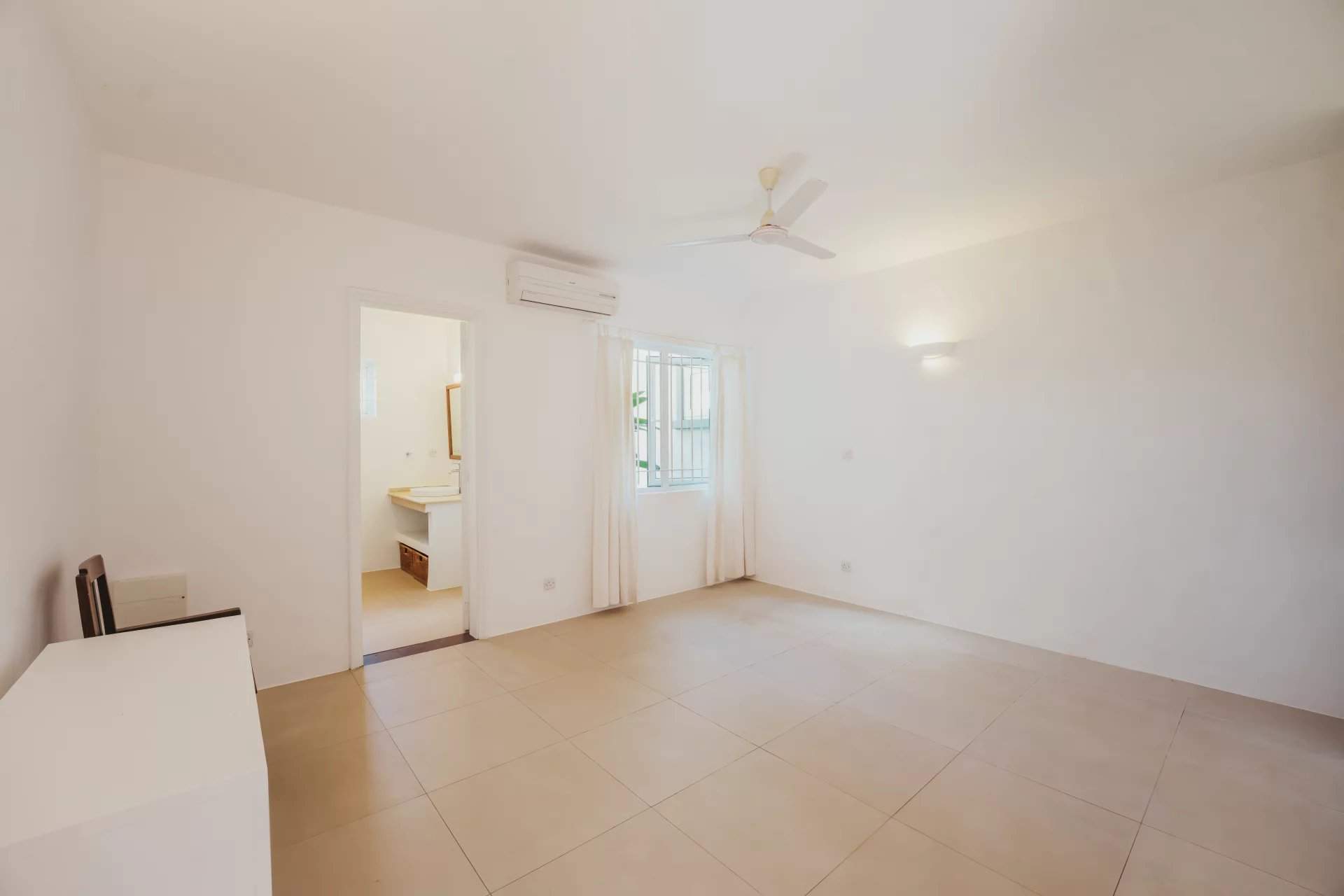 Petit Raffray  - Propriété 6 Pi&egrave;ces 4 Chambres - picture 19