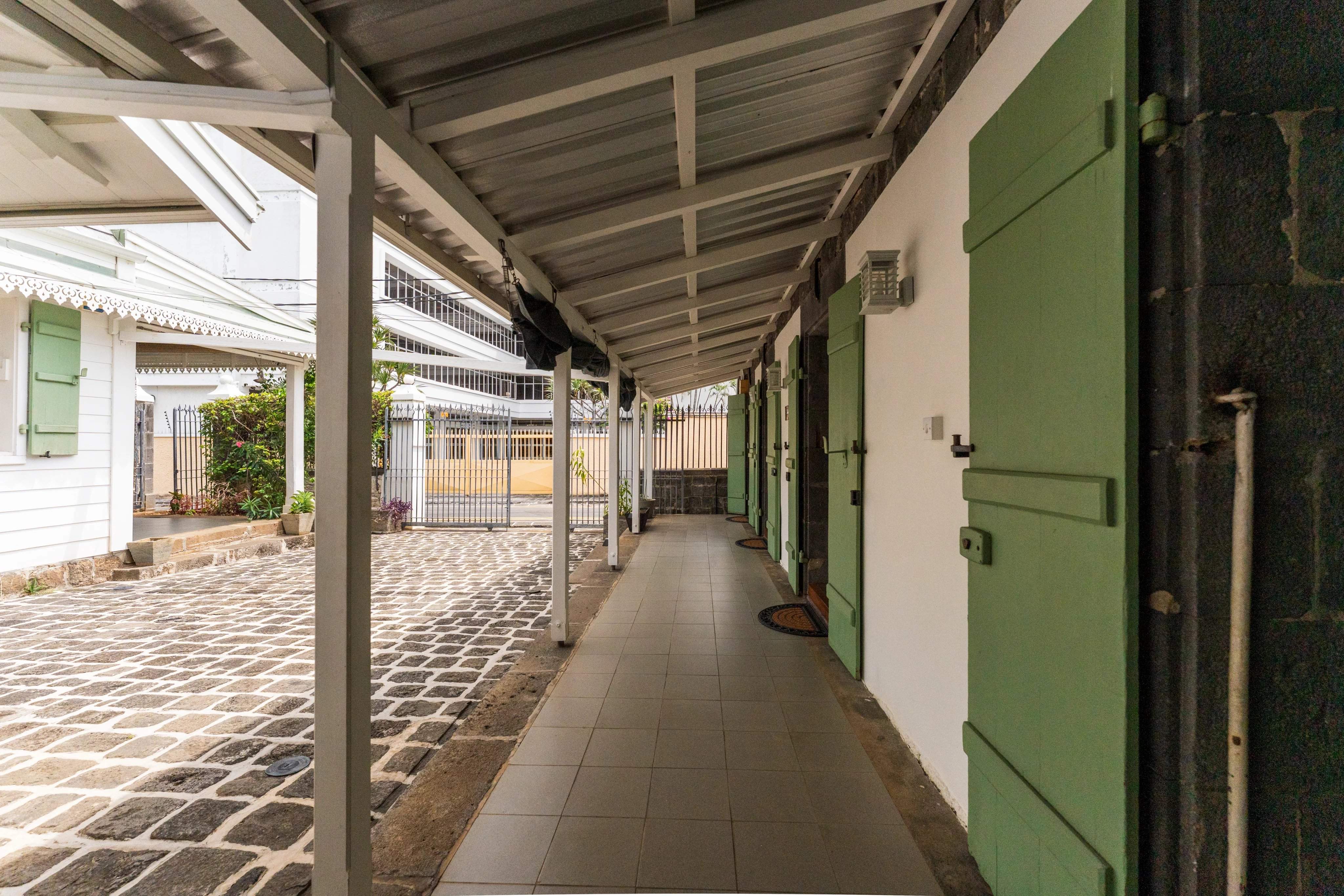 Port Louis  - Maison 7 Pi&egrave;ces 2 Chambres - picture 12