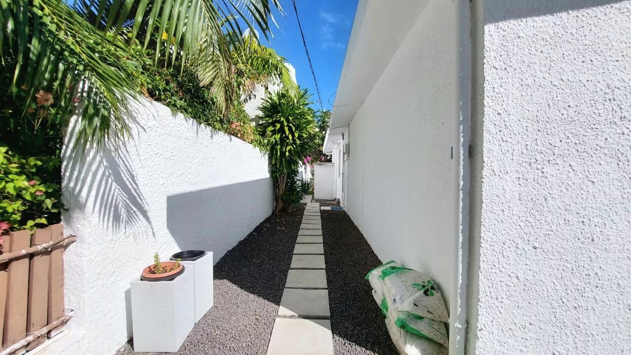 Grand Baie  - Maison 4 Pi&egrave;ces 3 Chambres - picture 11