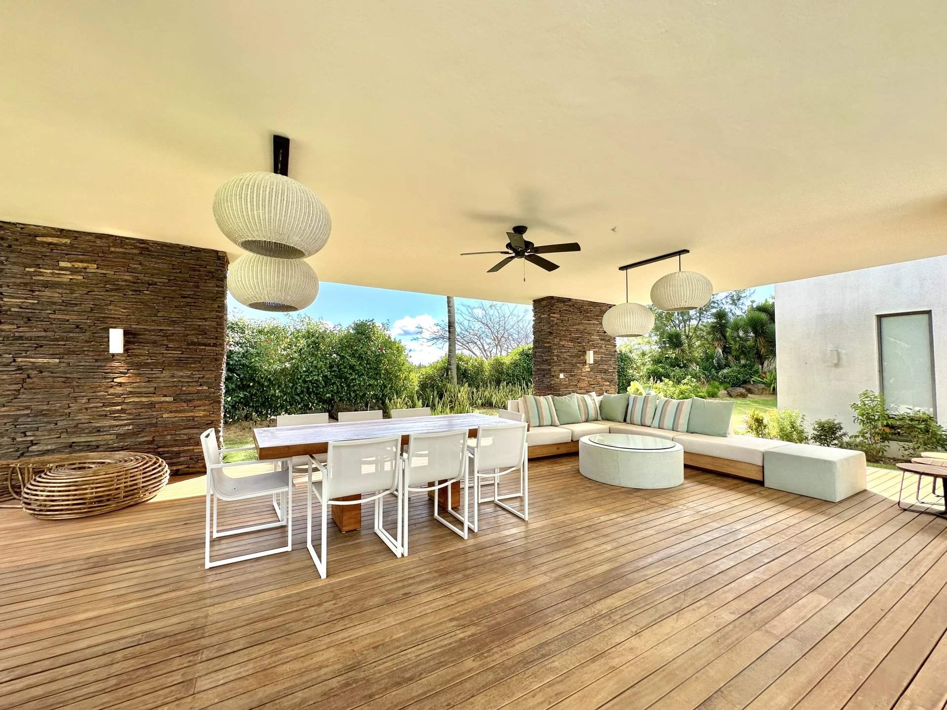 Grand Baie  - Villa 7 Pi&egrave;ces 5 Chambres - picture 7