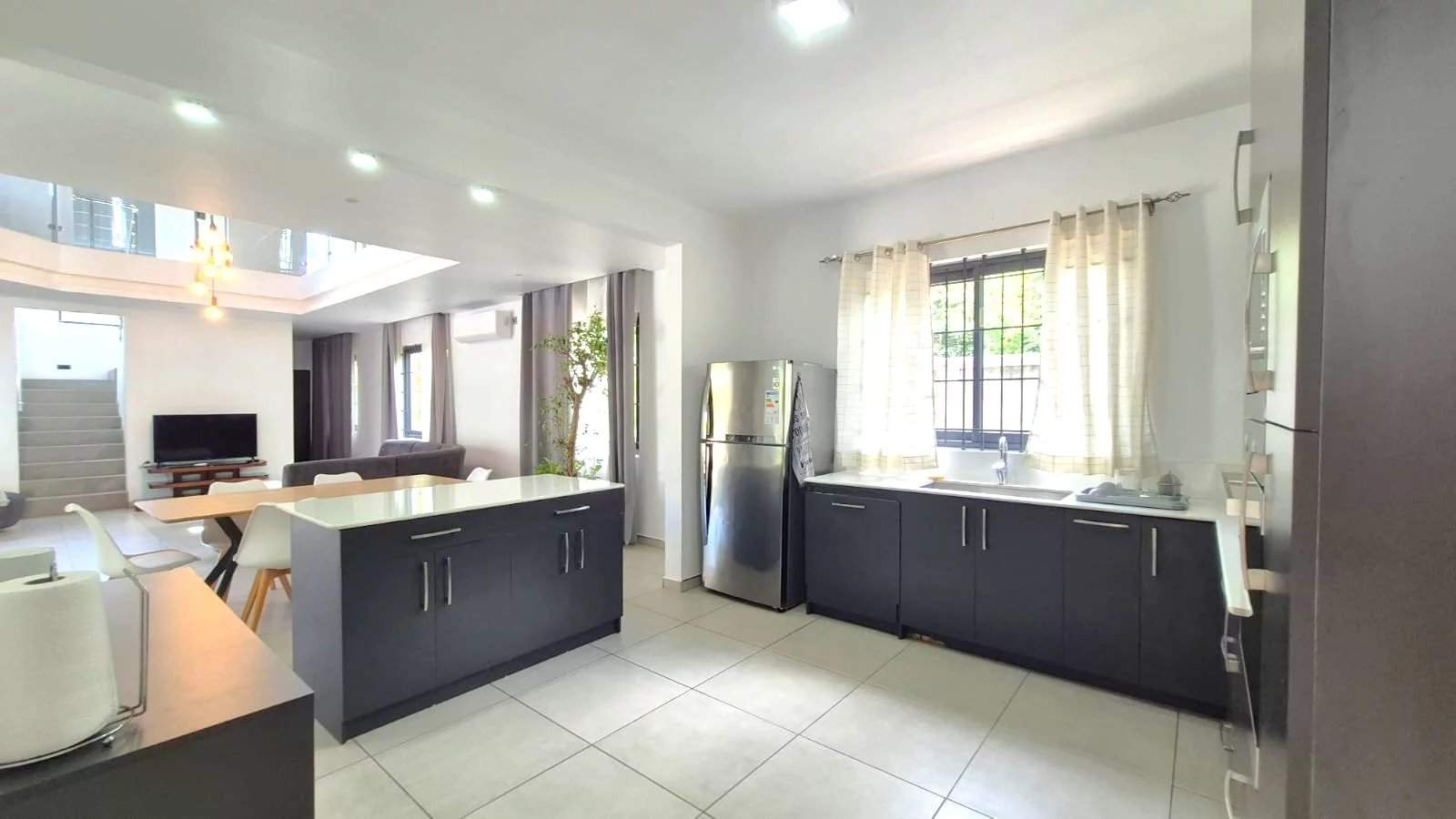 Pereybère  - Villa 5 Pi&egrave;ces 4 Chambres - picture 7