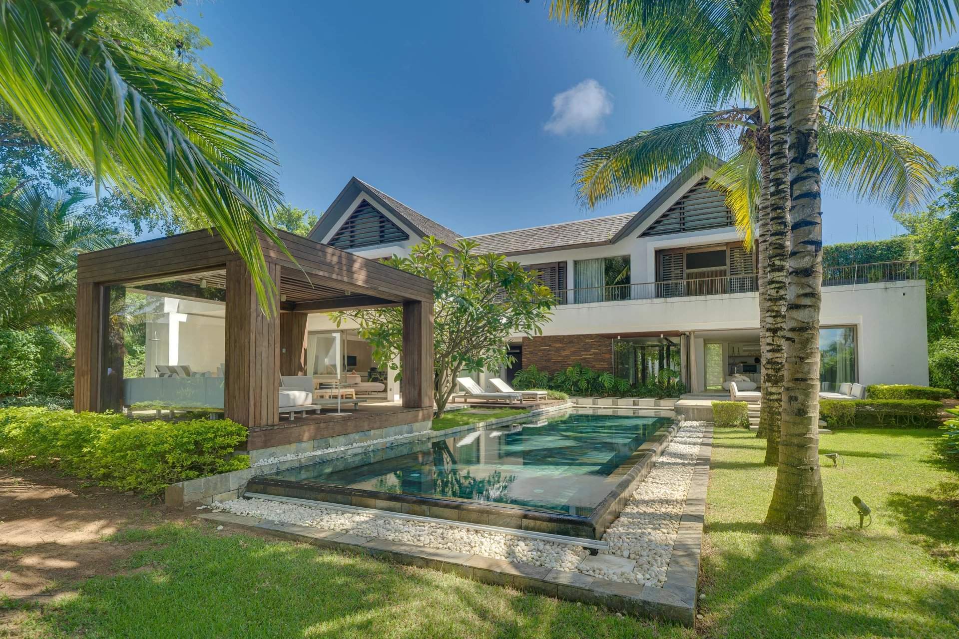 Grand Baie  - Villa 4 Bedrooms - picture 1