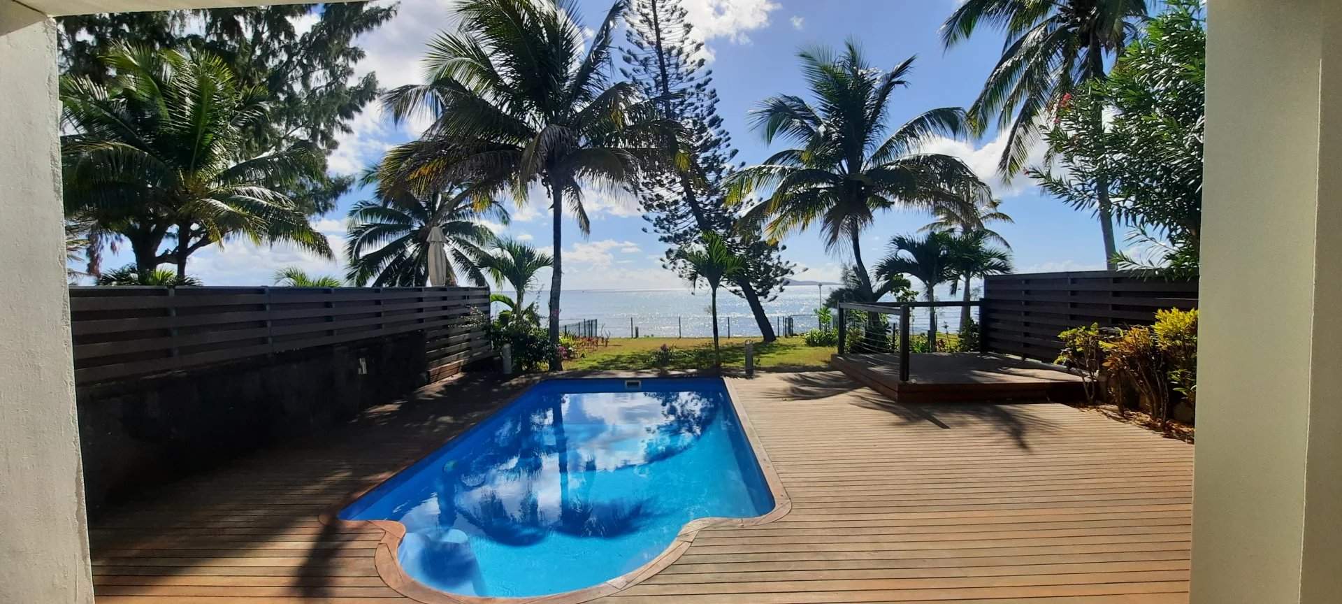 Grand Baie  - Maison 5 Pièces 4 Chambres - picture 3