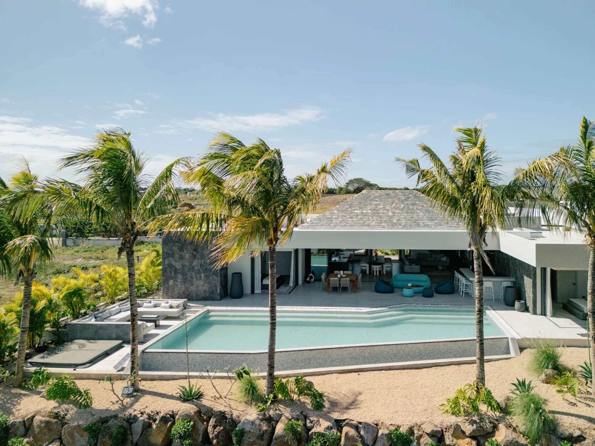 Grand Baie  - Villa 4 Bedrooms - picture 1