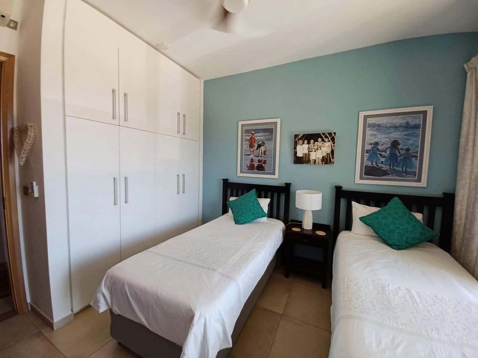 Balaclava  - Apartment 3 Bedrooms - picture 13