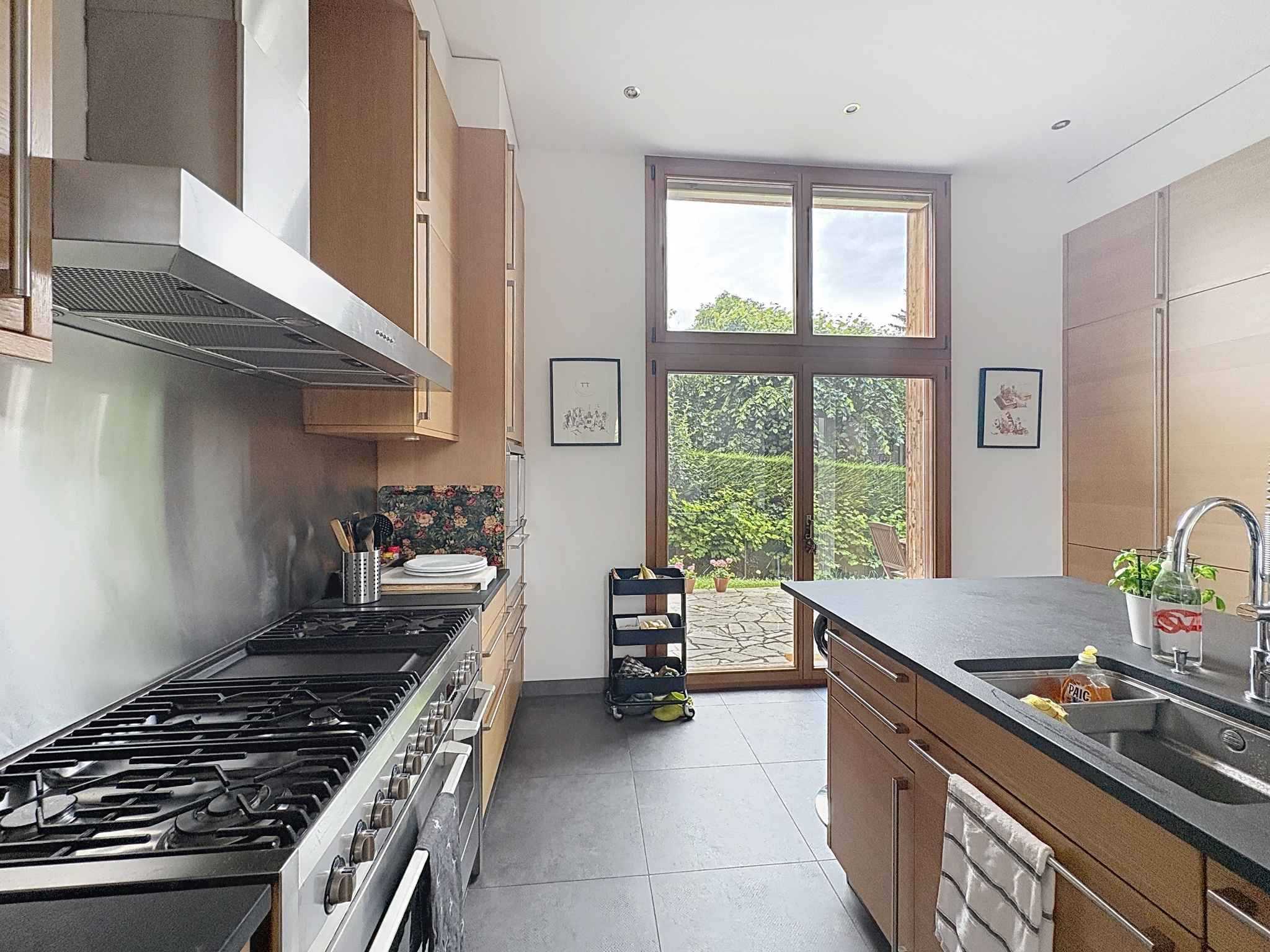 Le Grand-Saconnex  - House 5 Bedrooms