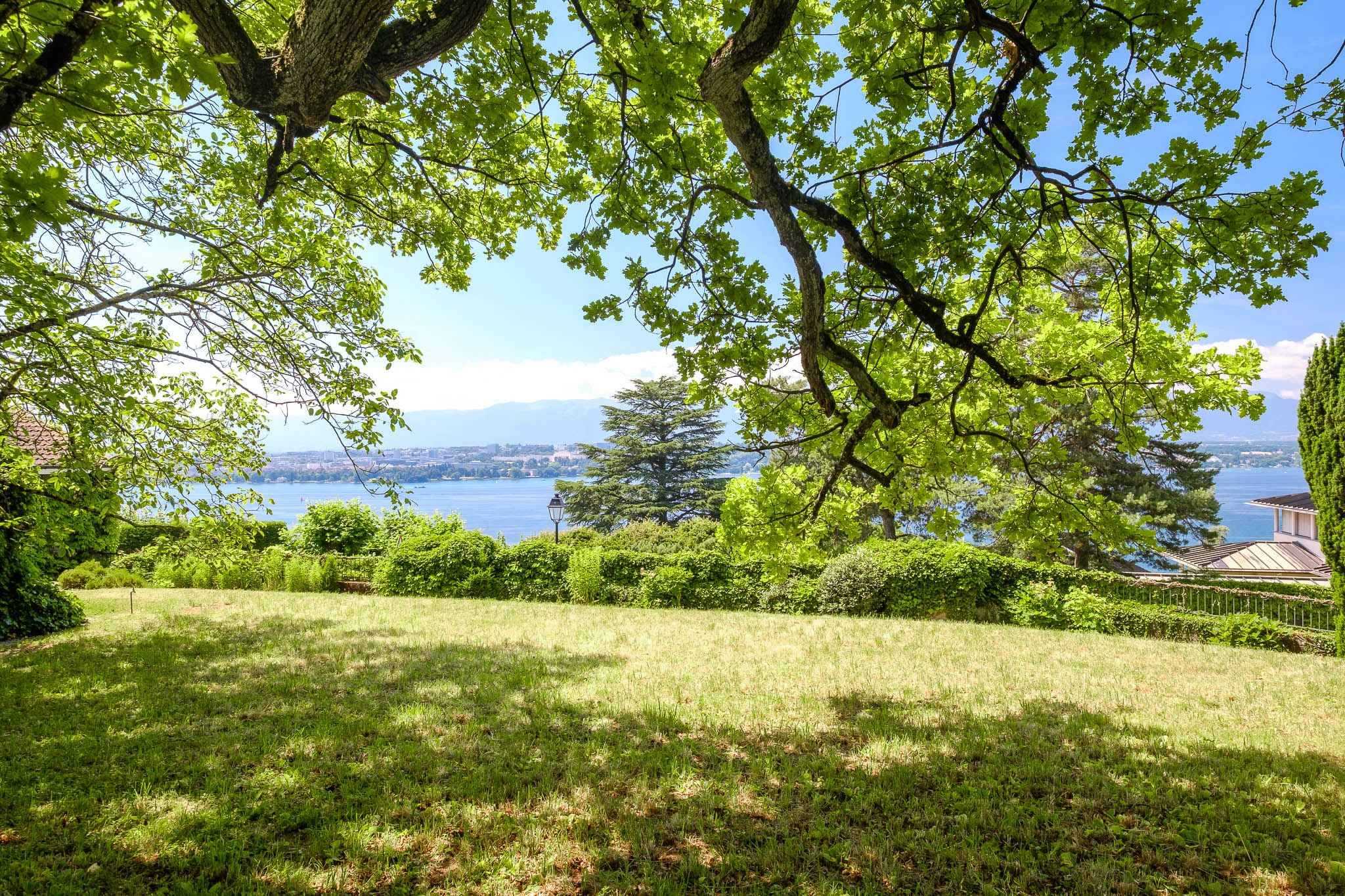 Cologny  - House 5 Bedrooms