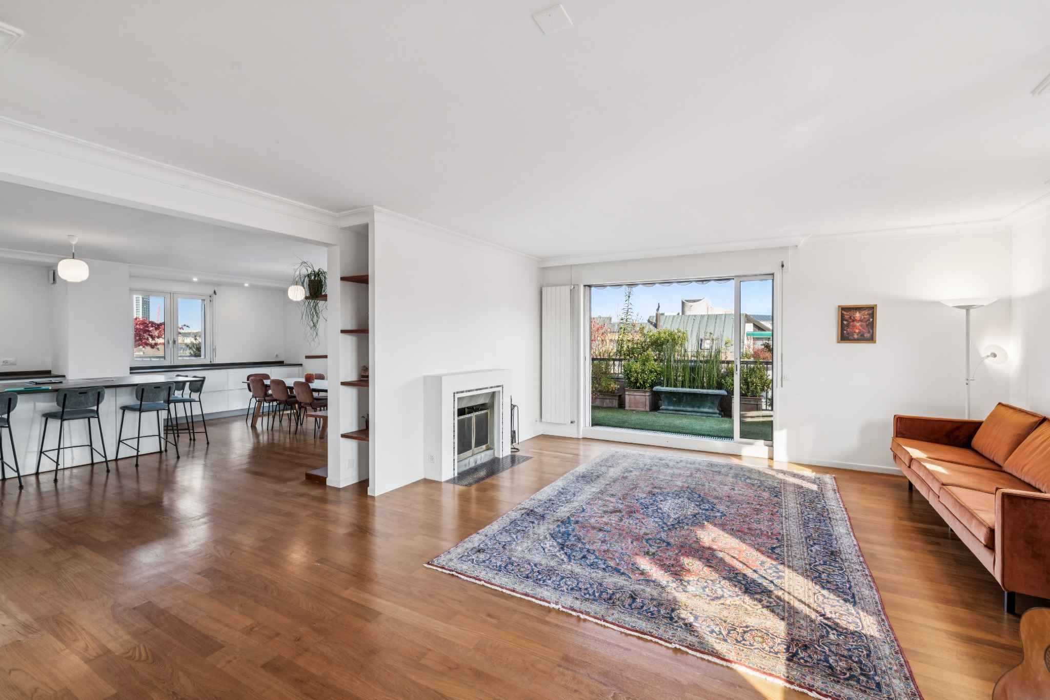 Carouge GE  - Attic 3 Bedrooms