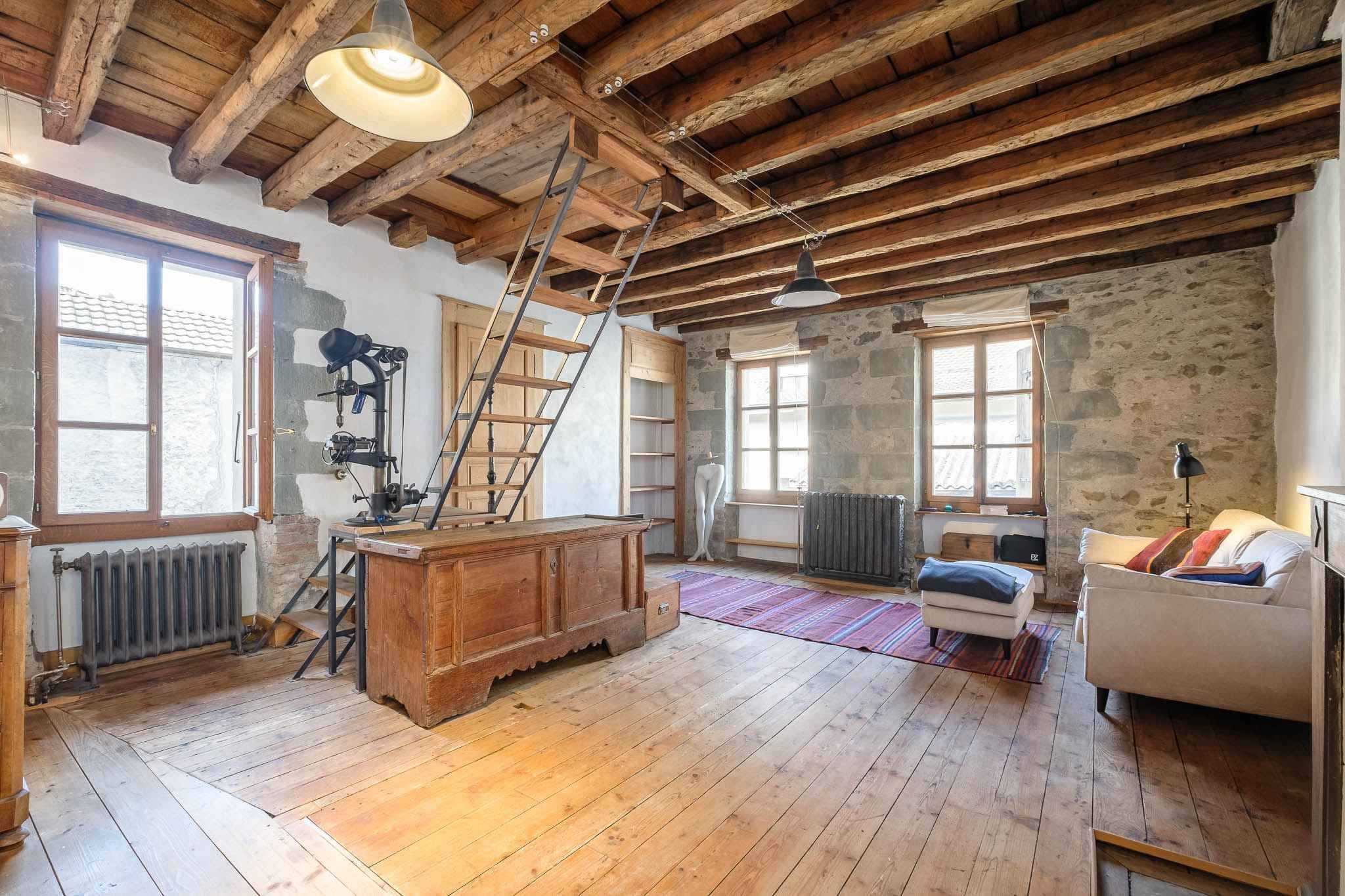 Carouge  - Maison de ville 5.0 Pi&egrave;ces 3 Chambres