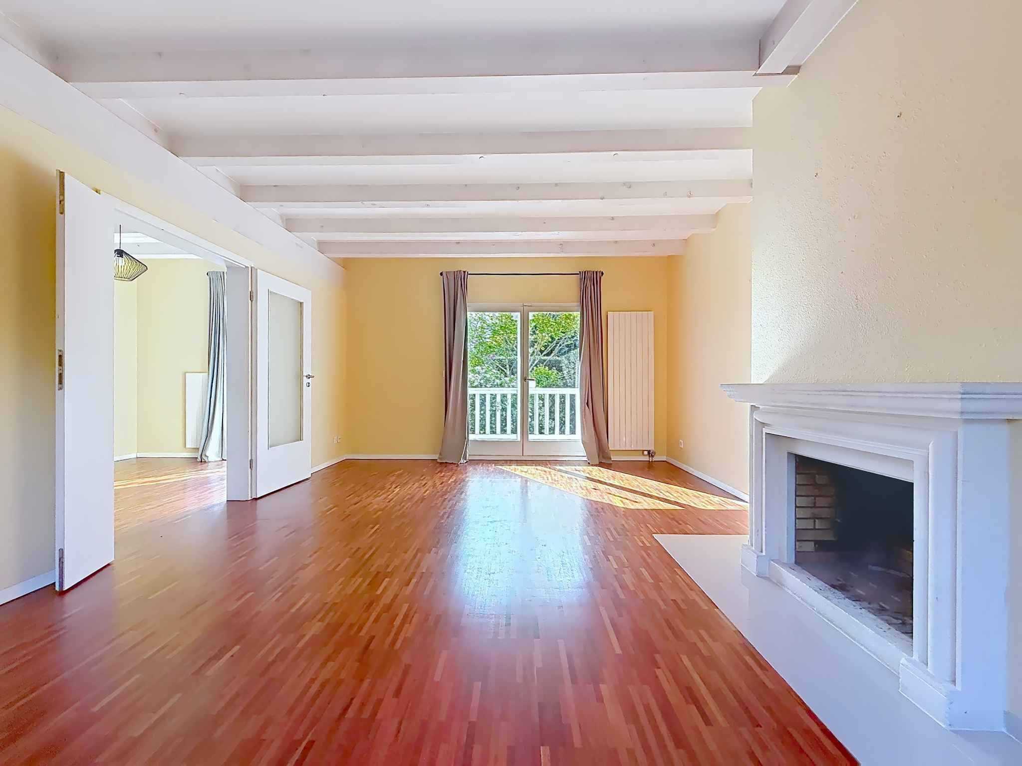 Cointrin  - Maison 6.0 Pi&egrave;ces 3 Chambres