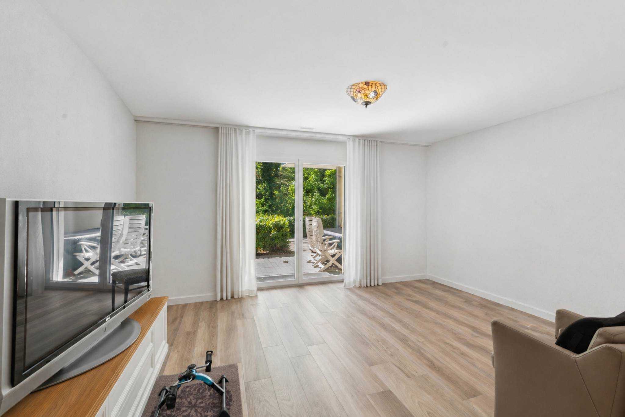 Bellevue  - Maison 9.0 Pi&egrave;ces 4 Chambres