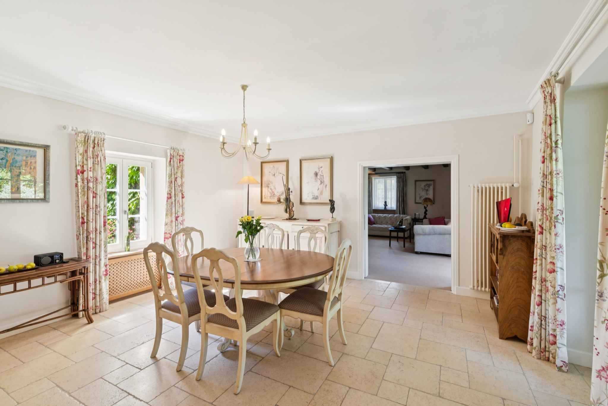 Presinge  - Maison de village 13.5 Pi&egrave;ces 5 Chambres