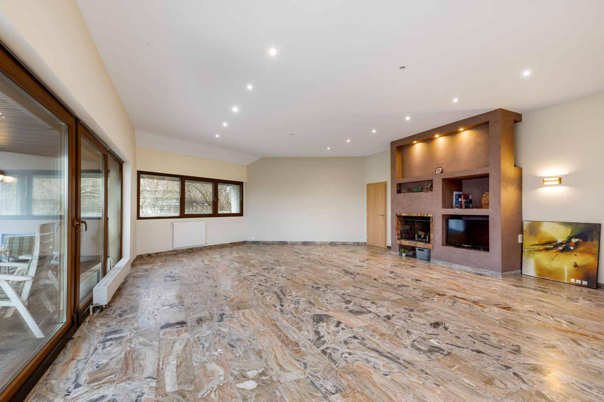 Vessy  - House 5 Bedrooms - picture 3