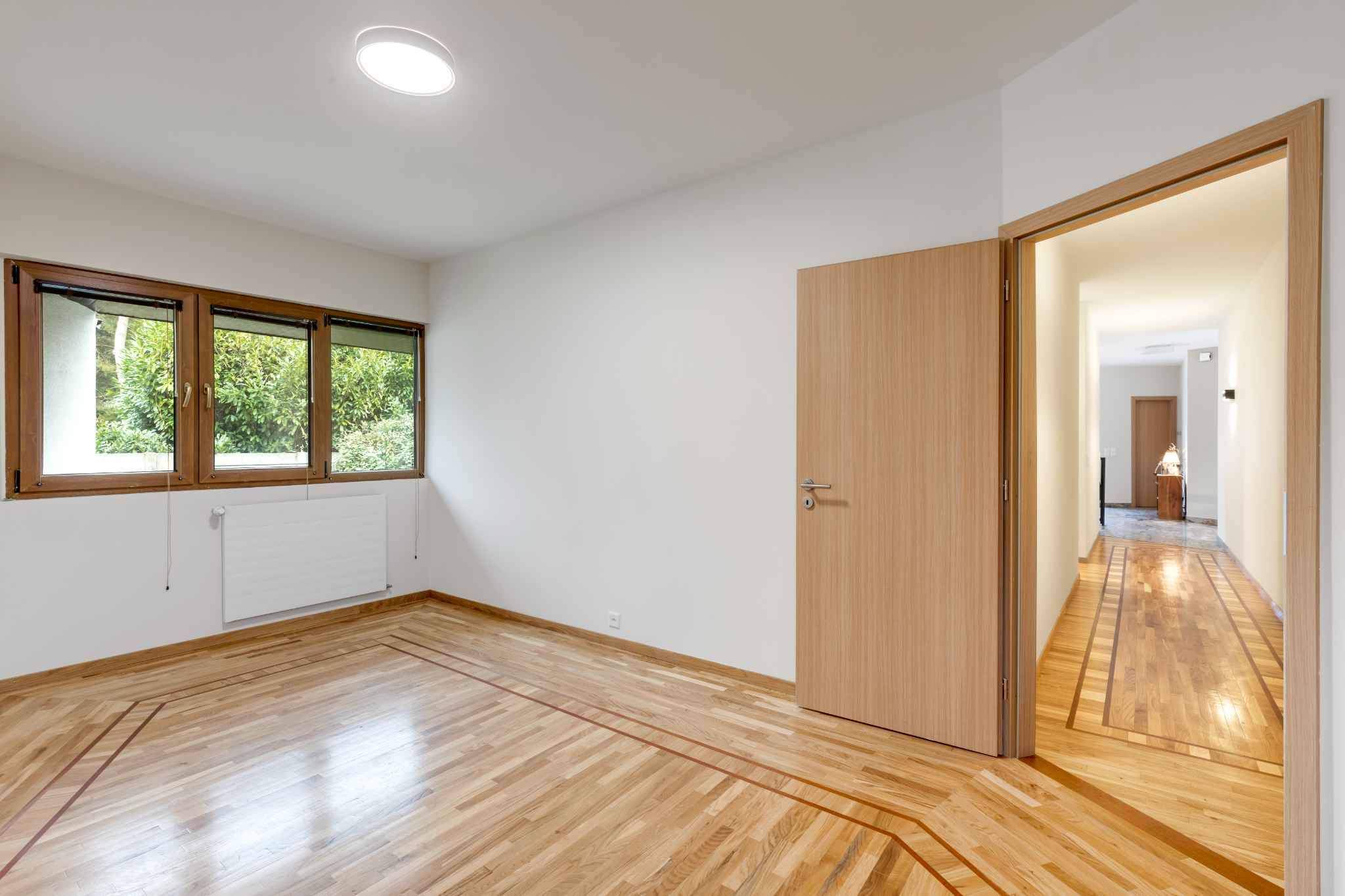 Vessy  - House 5 Bedrooms - picture 8