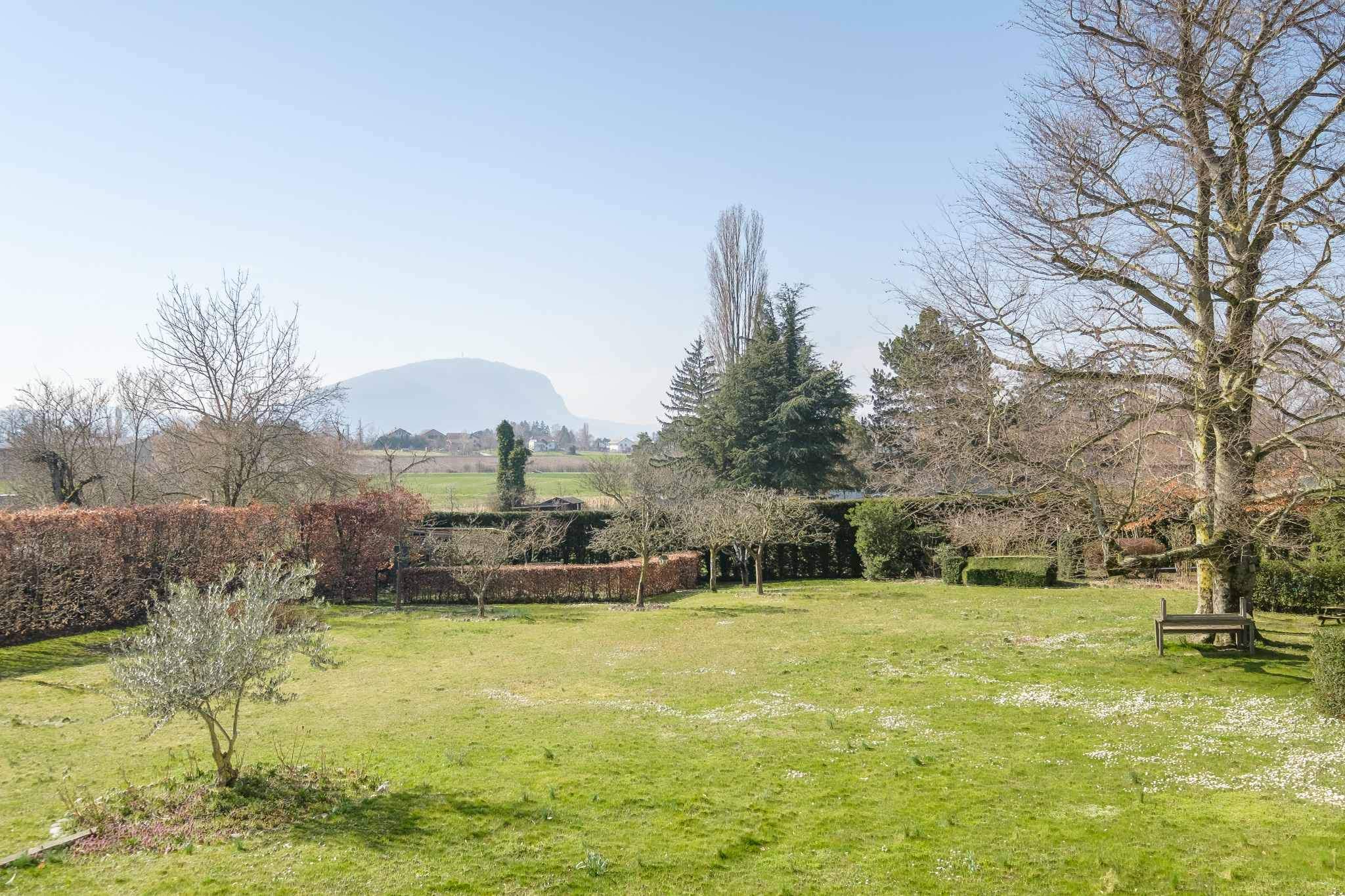 Jussy  - House 7 Bedrooms - picture 12