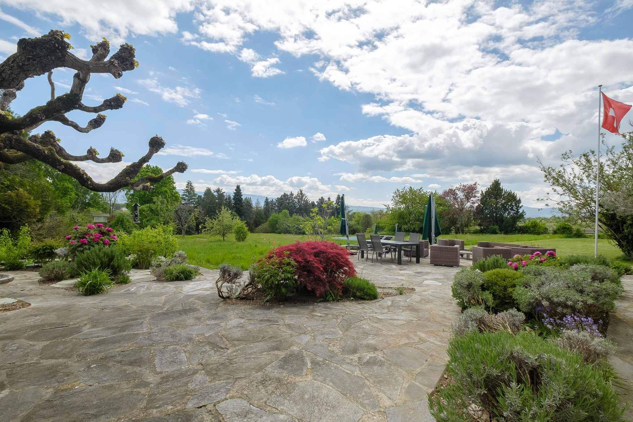 Satigny  - House 9 Bedrooms - picture 10