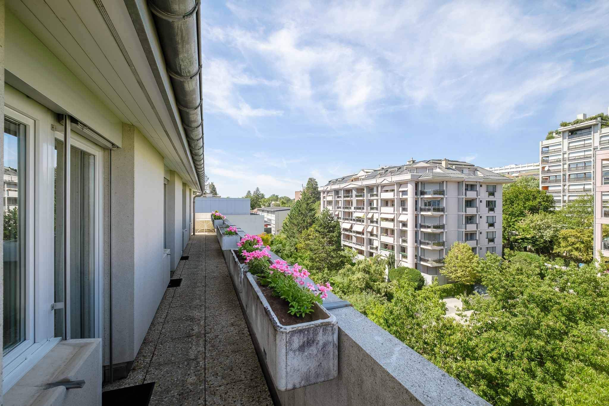 Petit-Saconnex  - Attic 4 Bedrooms - picture 9