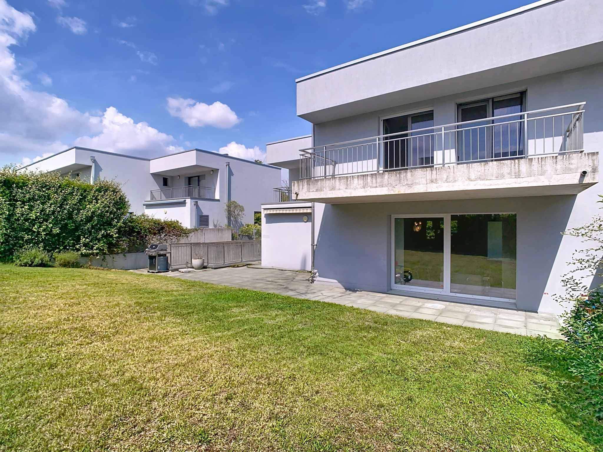 Confignon  - House 6 Bedrooms - picture 1