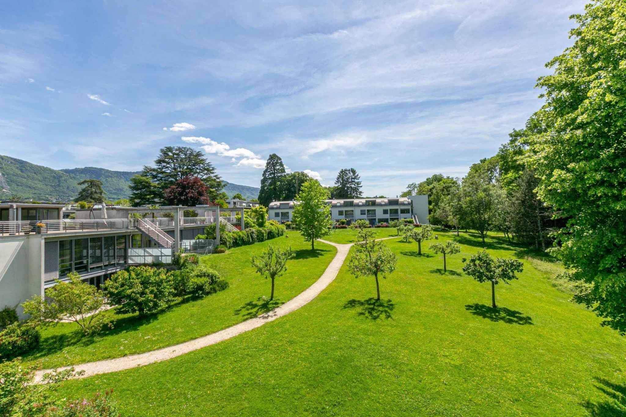 Troinex  - Appartement 6.0 Pi&egrave;ces 4 Chambres - picture 9