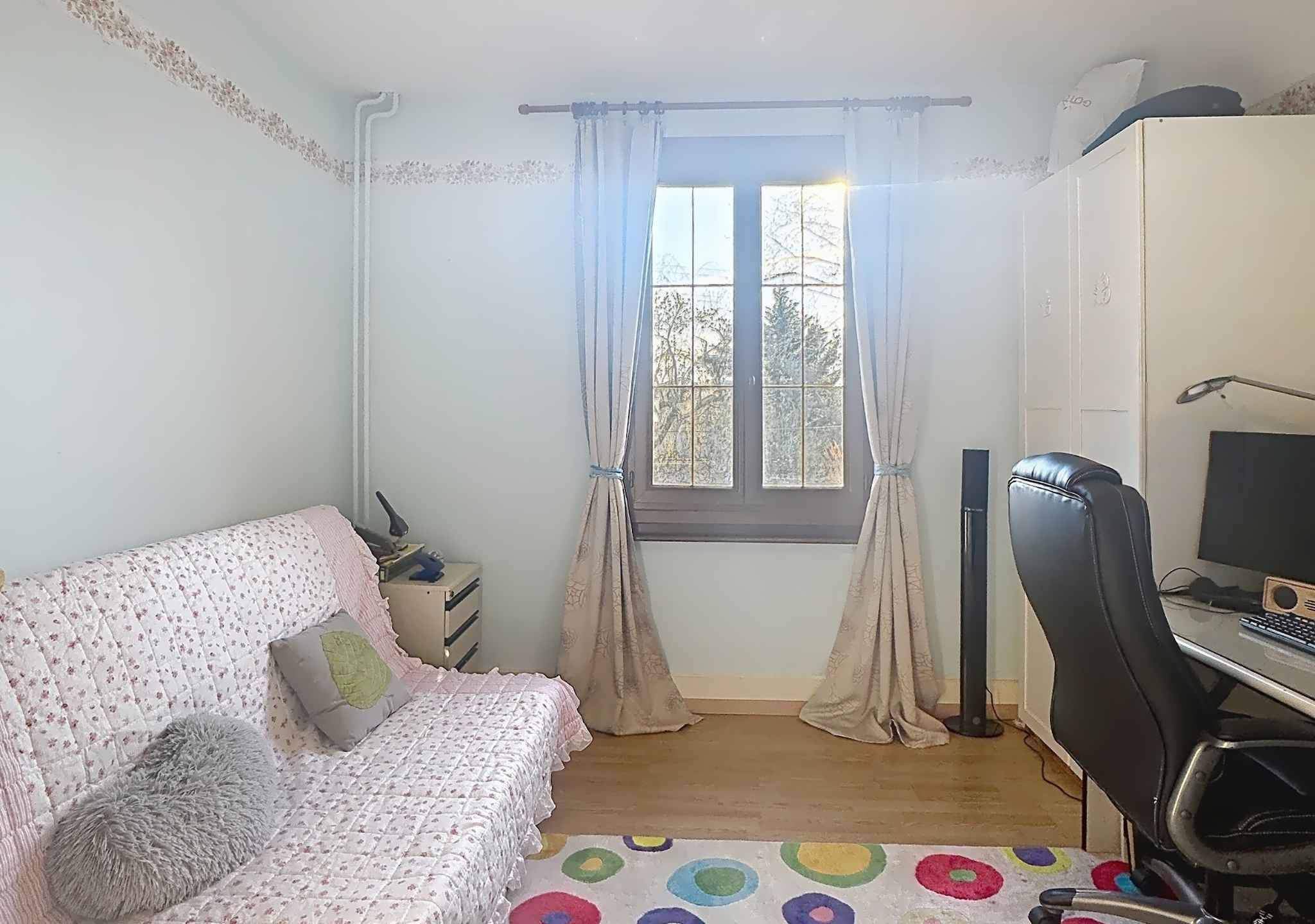 Châtelaine  - Maison 7.0 Pi&egrave;ces 4 Chambres - picture 8