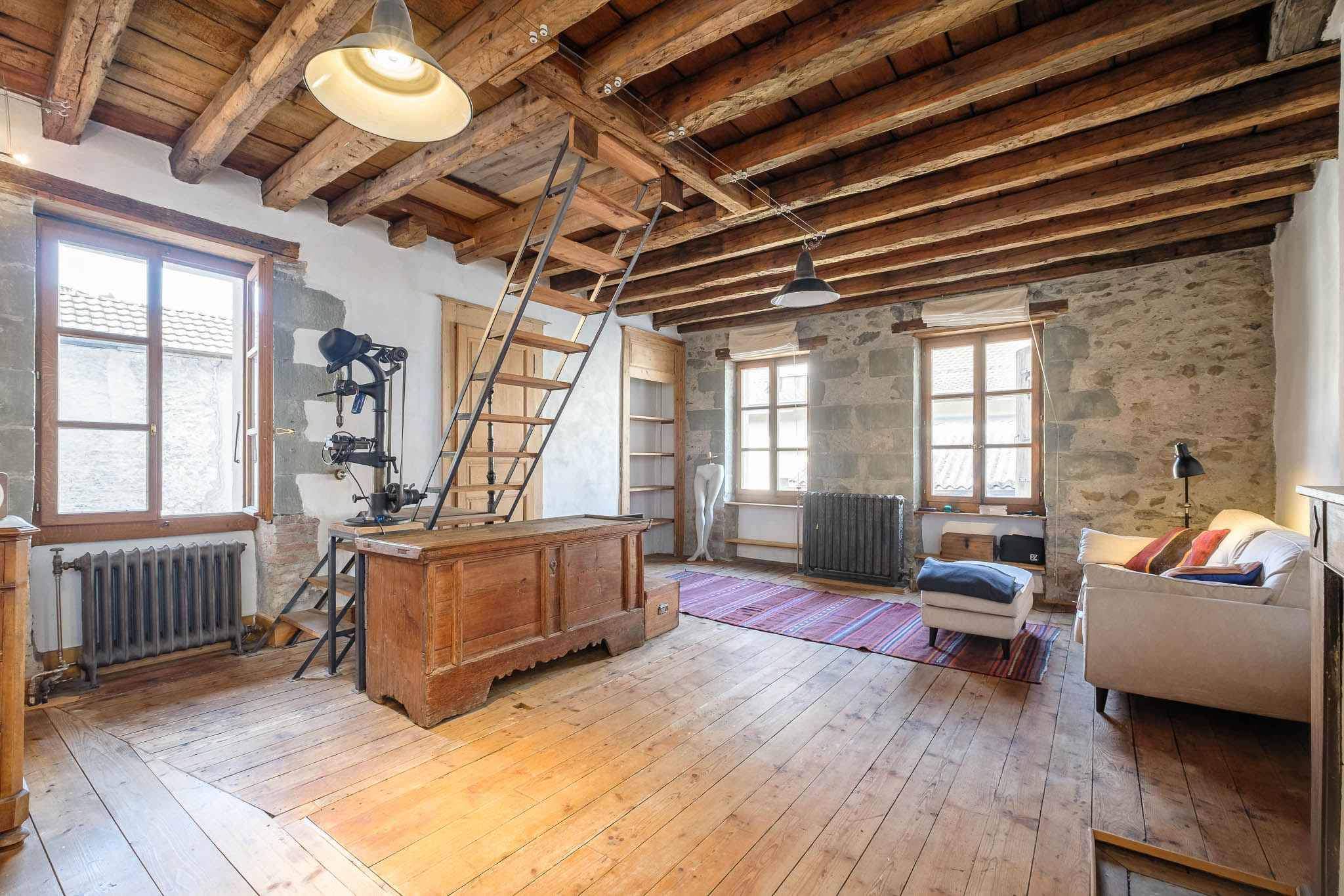Carouge  - Maison de ville 5.0 Pi&egrave;ces 3 Chambres - picture 1