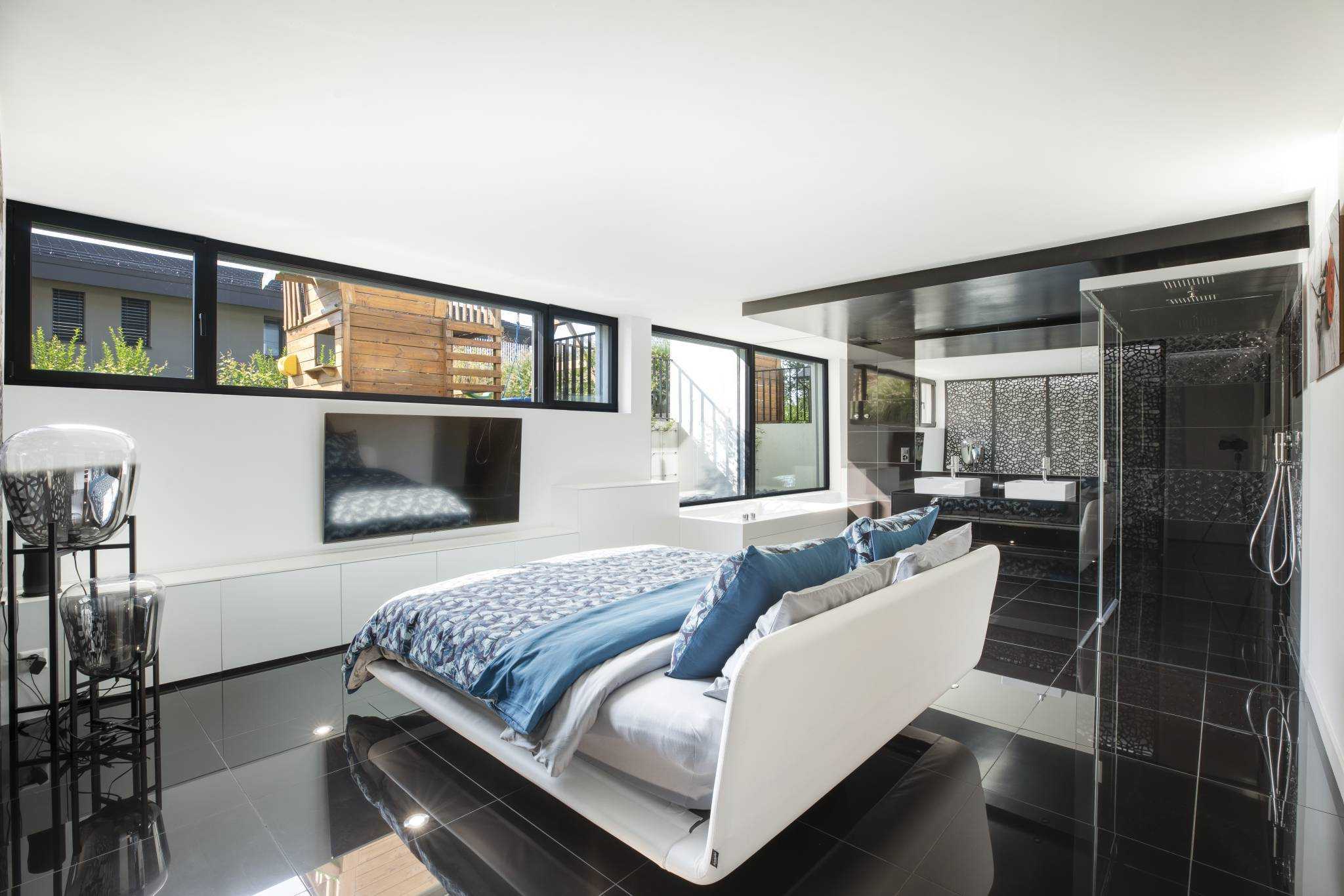 Gilly  - Maison 11.0 Pi&egrave;ces 7 Chambres