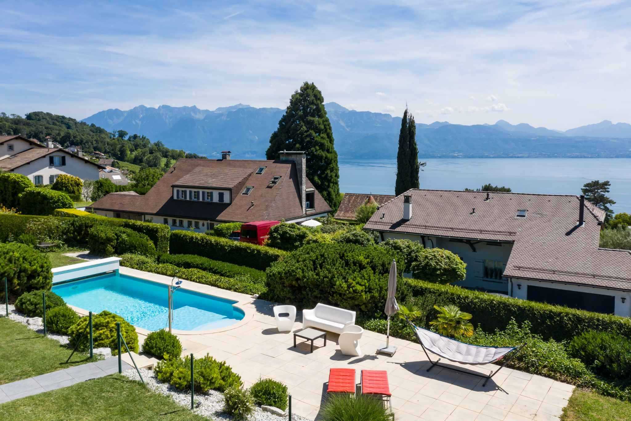 Lutry  - House 7 Bedrooms