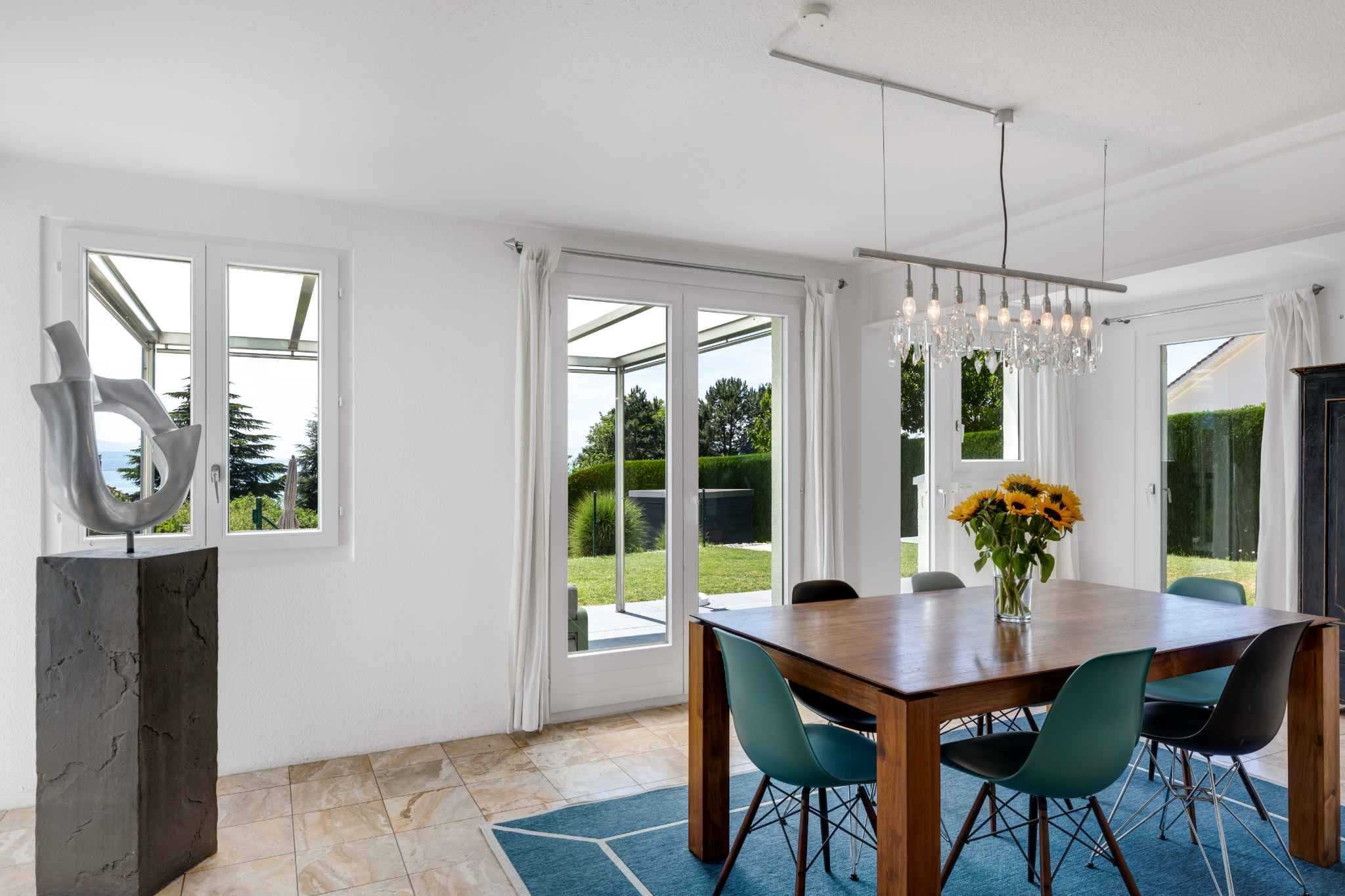 Lutry  - House 7 Bedrooms