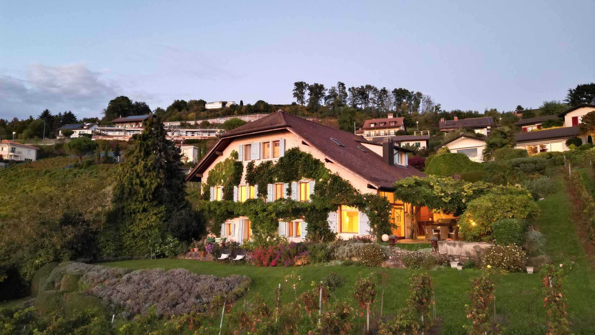 Lutry  - House 5 Bedrooms