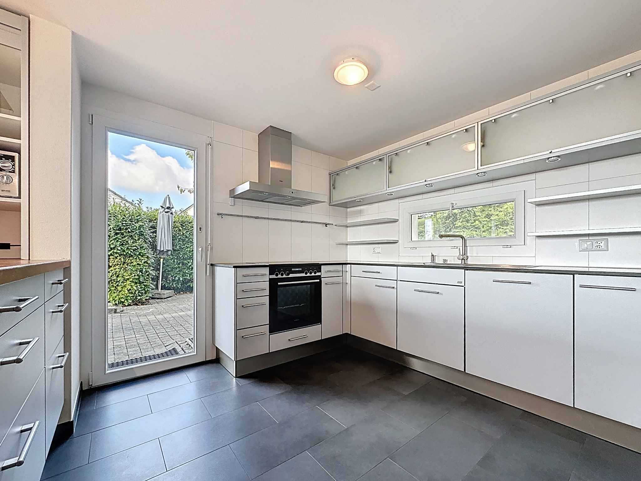 Bussigny-près-Lausanne  - House 5 Bedrooms