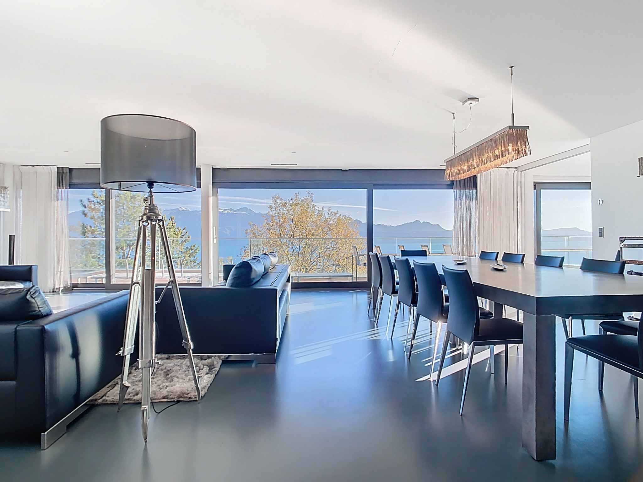 Lutry  - Attic 6 Bedrooms