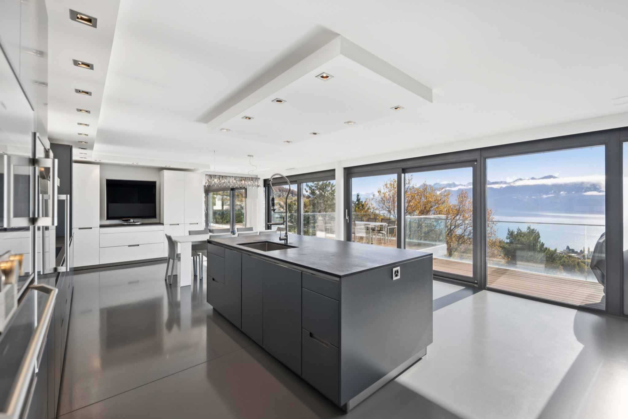 Lutry  - Attic 6 Bedrooms