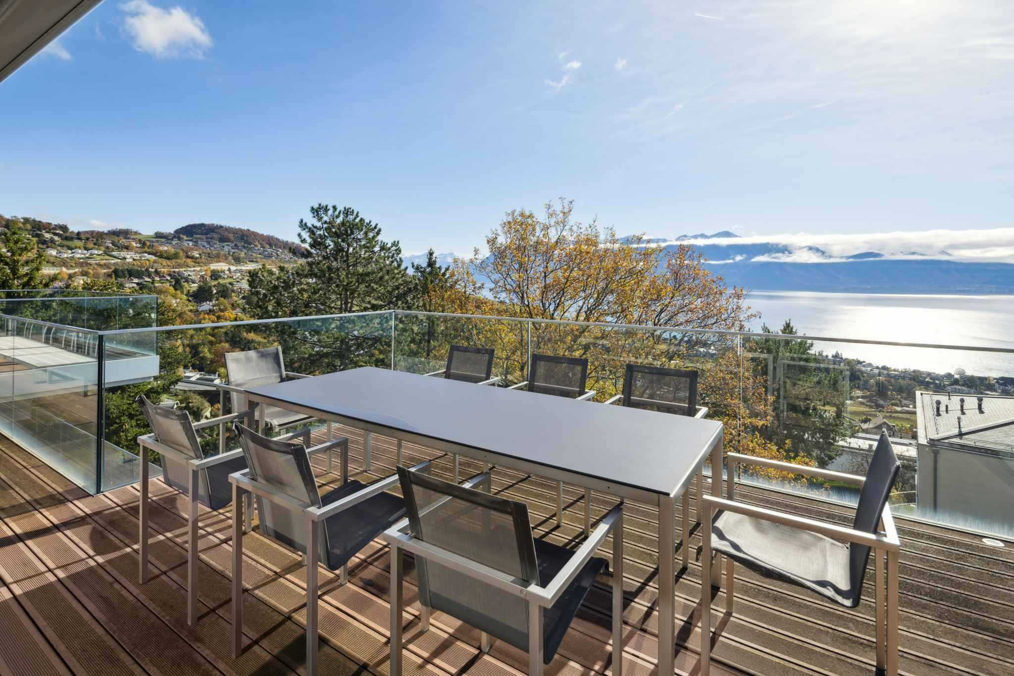 Lutry  - Attic 6 Bedrooms