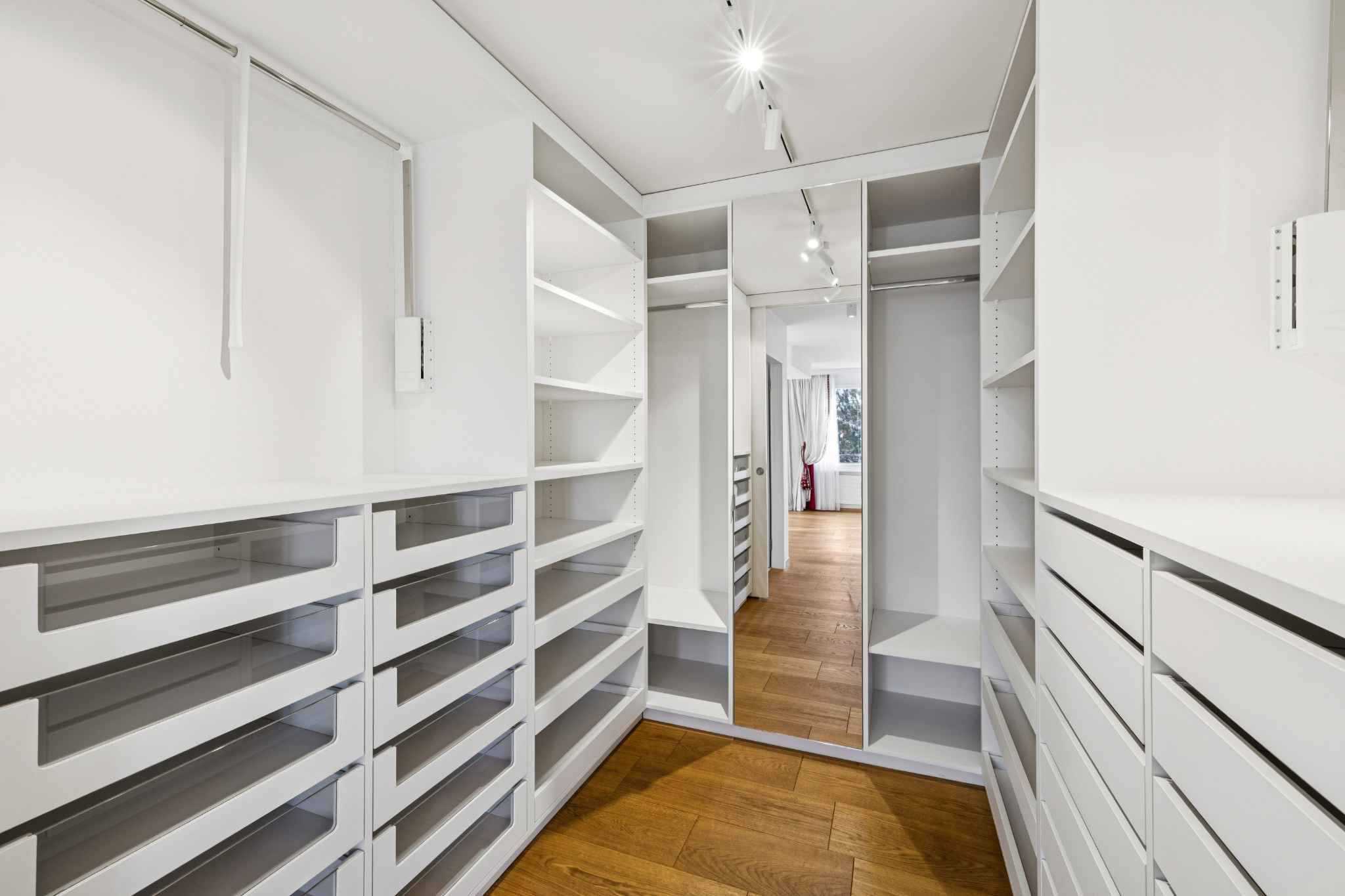 Pully  - Attic 7 Bedrooms