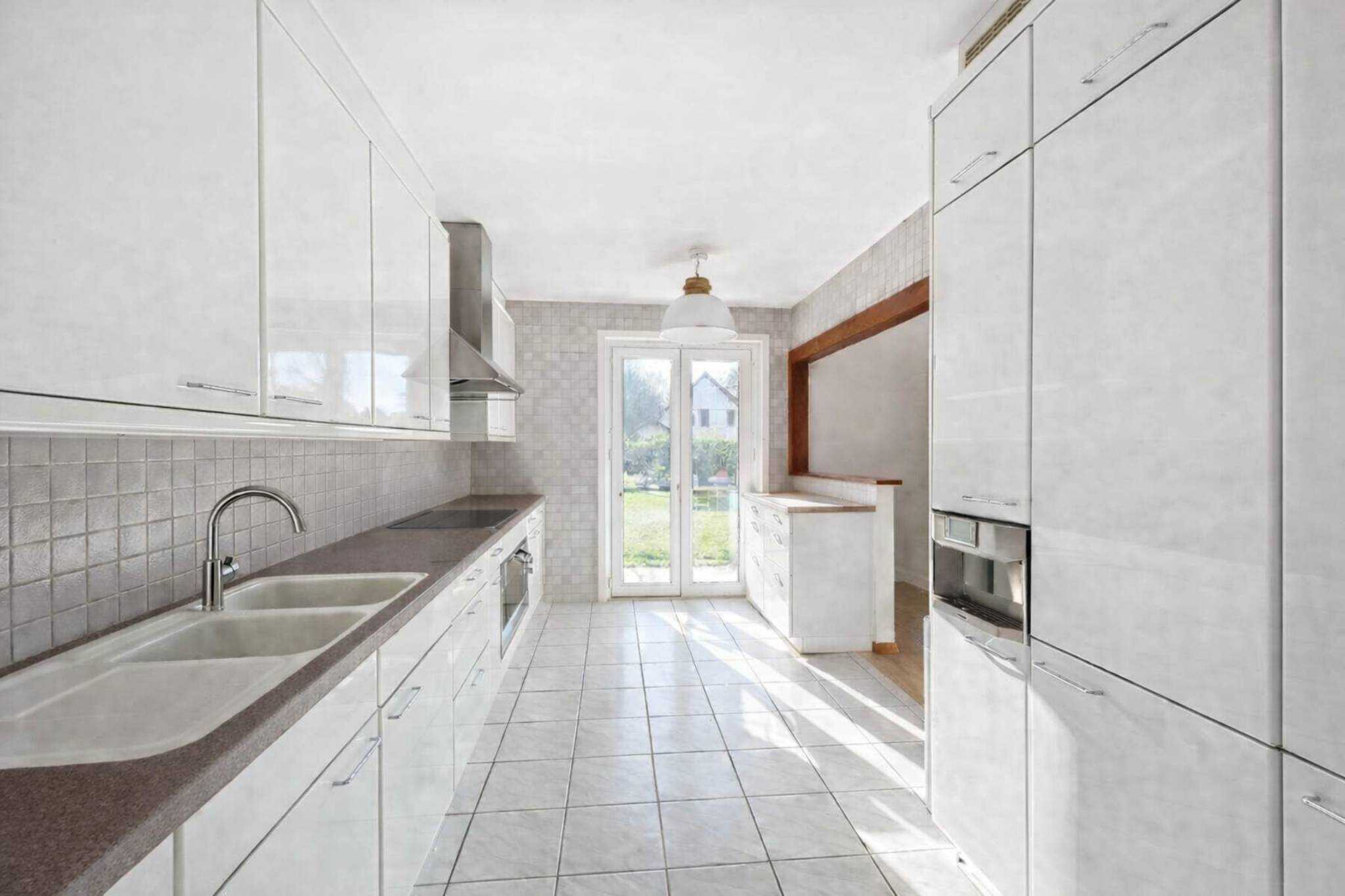 Jouxtens-Mézery  - Maison 7.5 Pi&egrave;ces 5 Chambres